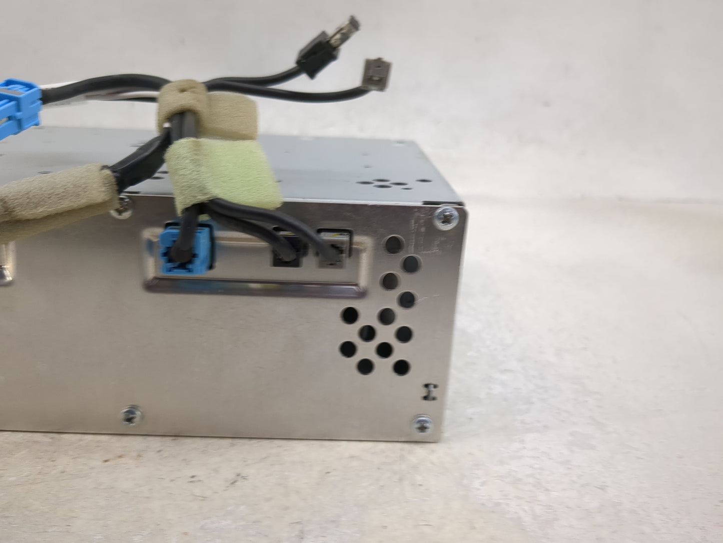2023 Subaru Legacy Radio AM FM Cd Player Receiver Replacement P/N:DNNS122 007-AJ0174, D200055007 Fits OEM Used Auto Parts - 