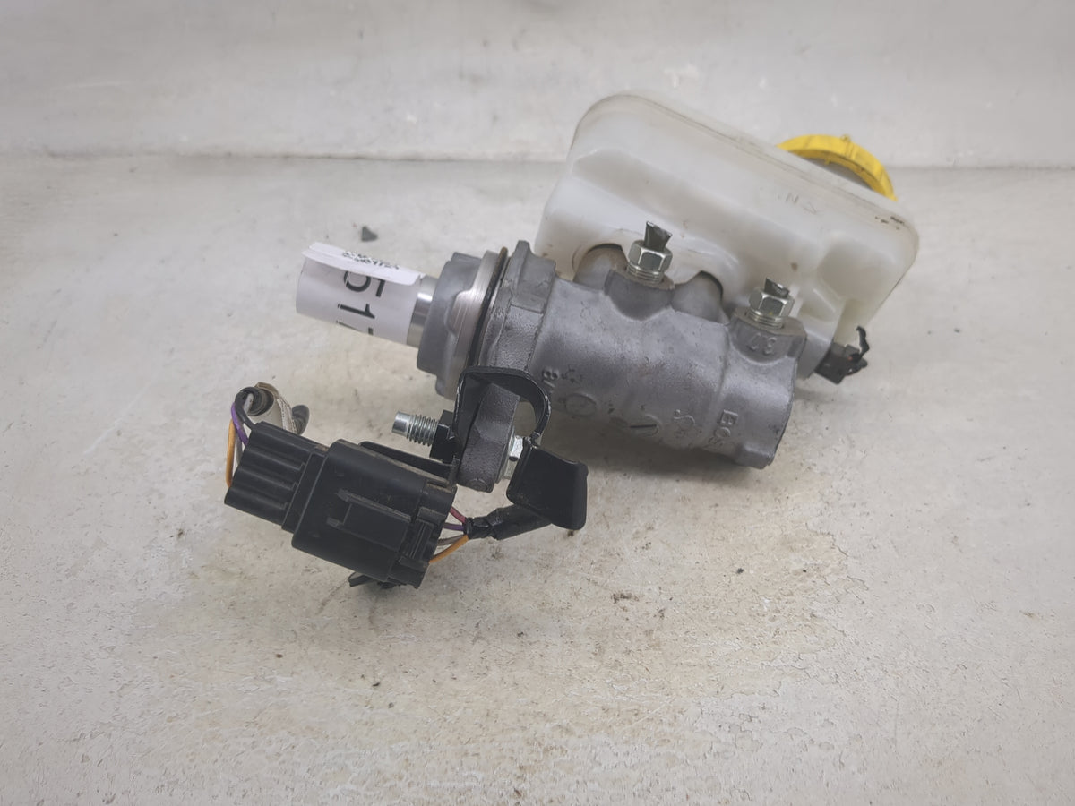 2023 Subaru Legacy Brake Master Cylinder - Oemusedautoparts1.com