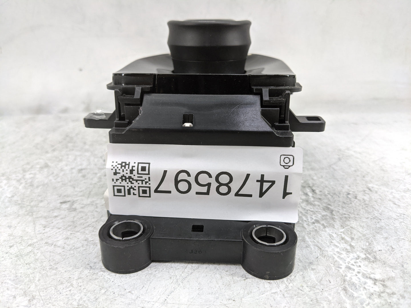2023 Subaru Solterra Floor Console Assembly Shifter - Oemusedautoparts1.com