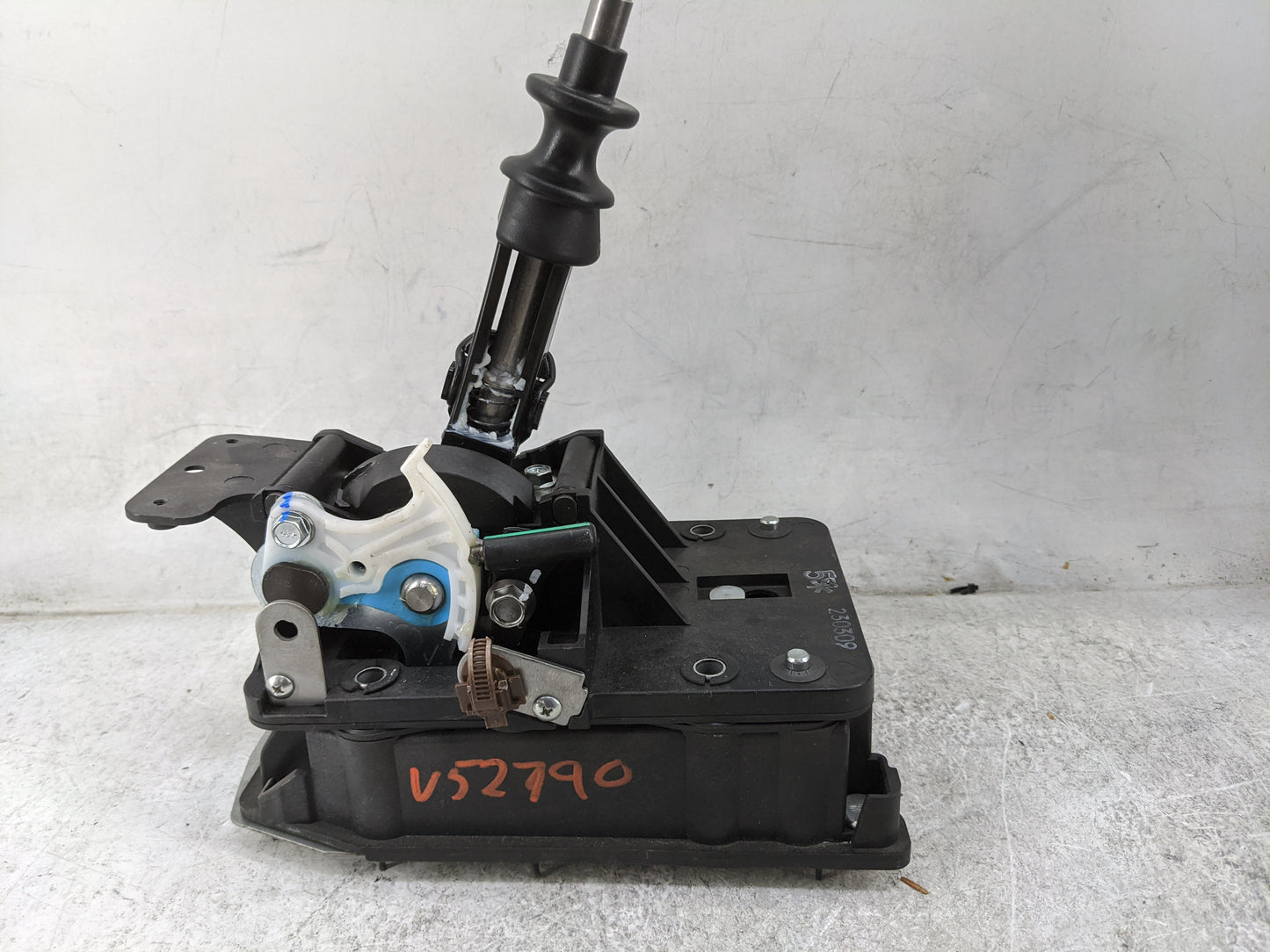 2023 Subaru Wrx Floor Console Assembly Shifter - Oemusedautoparts1.com