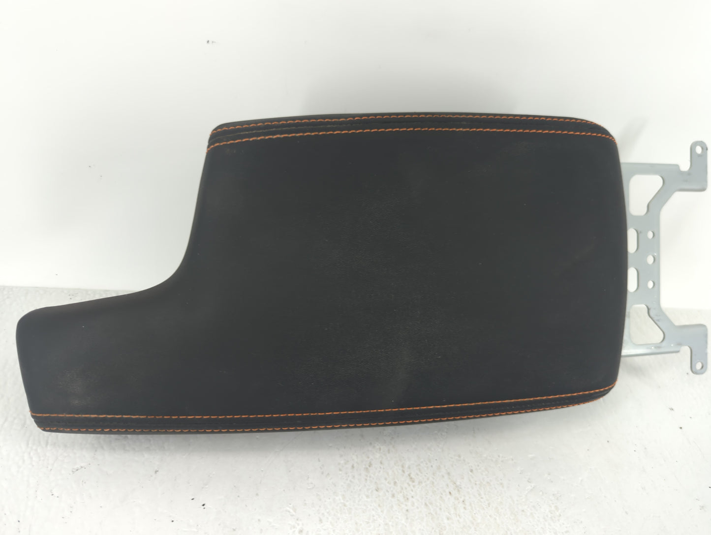 2023 Subaru Xv Center Console Armrest Cover Lid Black - Oemusedautoparts1.com