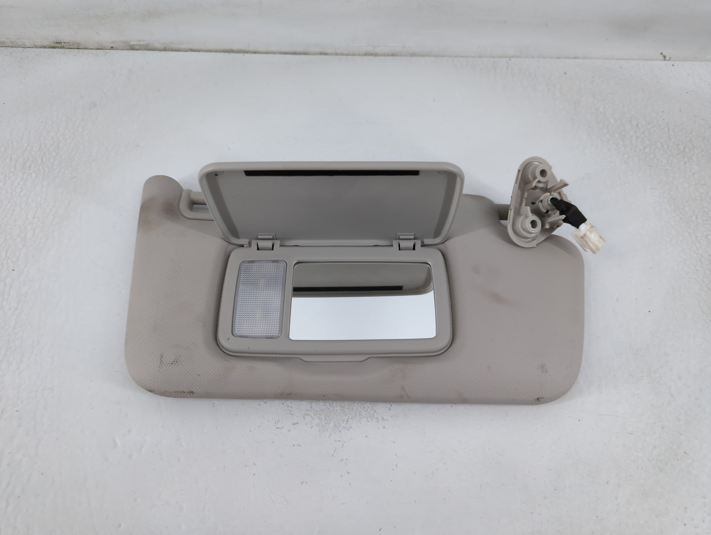 2023 Subaru Xv Sun Visor Shade Replacement Passenger Right Mirror Fits Fits 2021 2022 OEM Used Auto Parts - Oemusedautoparts