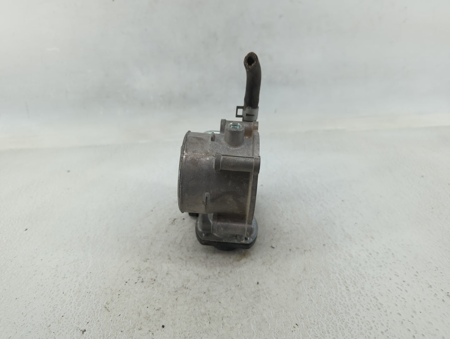 2023 Subaru Xv Crosstrek Throttle Body P/N:16112AA520 Fits Fits 2020 2021 2022 OEM Used Auto Parts - Oemusedautoparts1.com