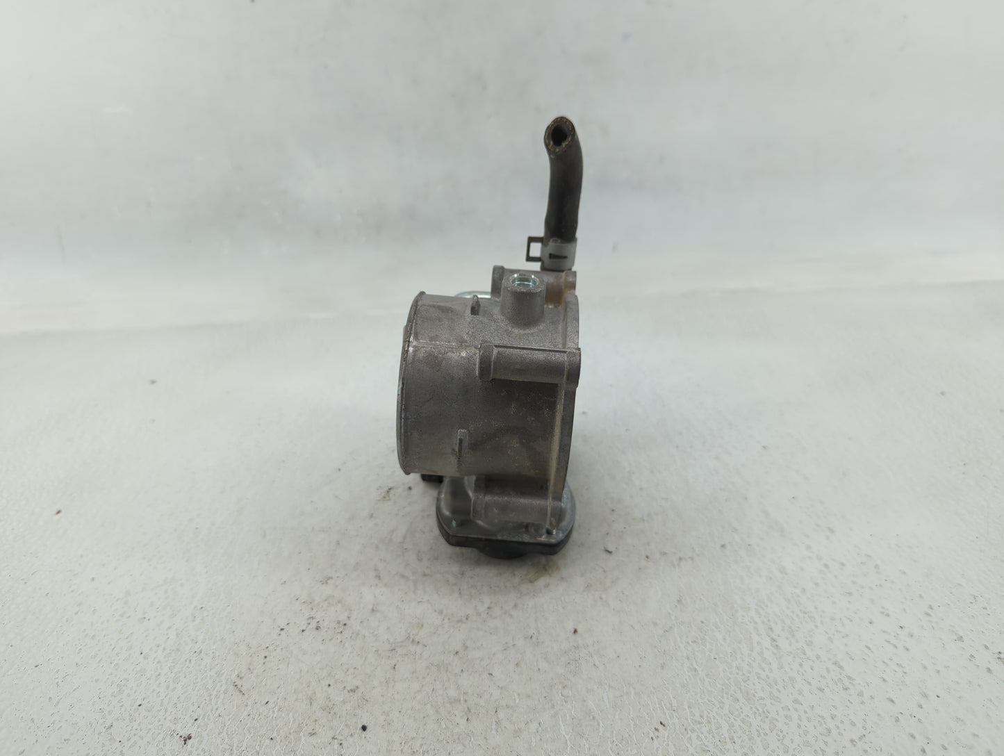 2023 Subaru Xv Crosstrek Throttle Body P/N:16112AA520 Fits Fits 2020 2021 2022 OEM Used Auto Parts - Oemusedautoparts1.com