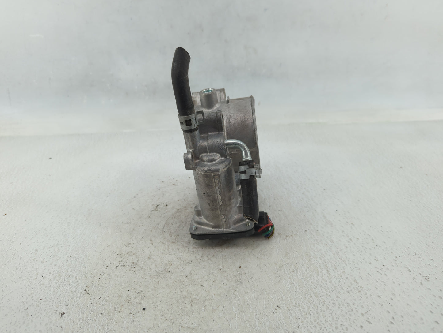 2023 Subaru Xv Crosstrek Throttle Body P/N:16112AA520 Fits Fits 2020 2021 2022 OEM Used Auto Parts - Oemusedautoparts1.com