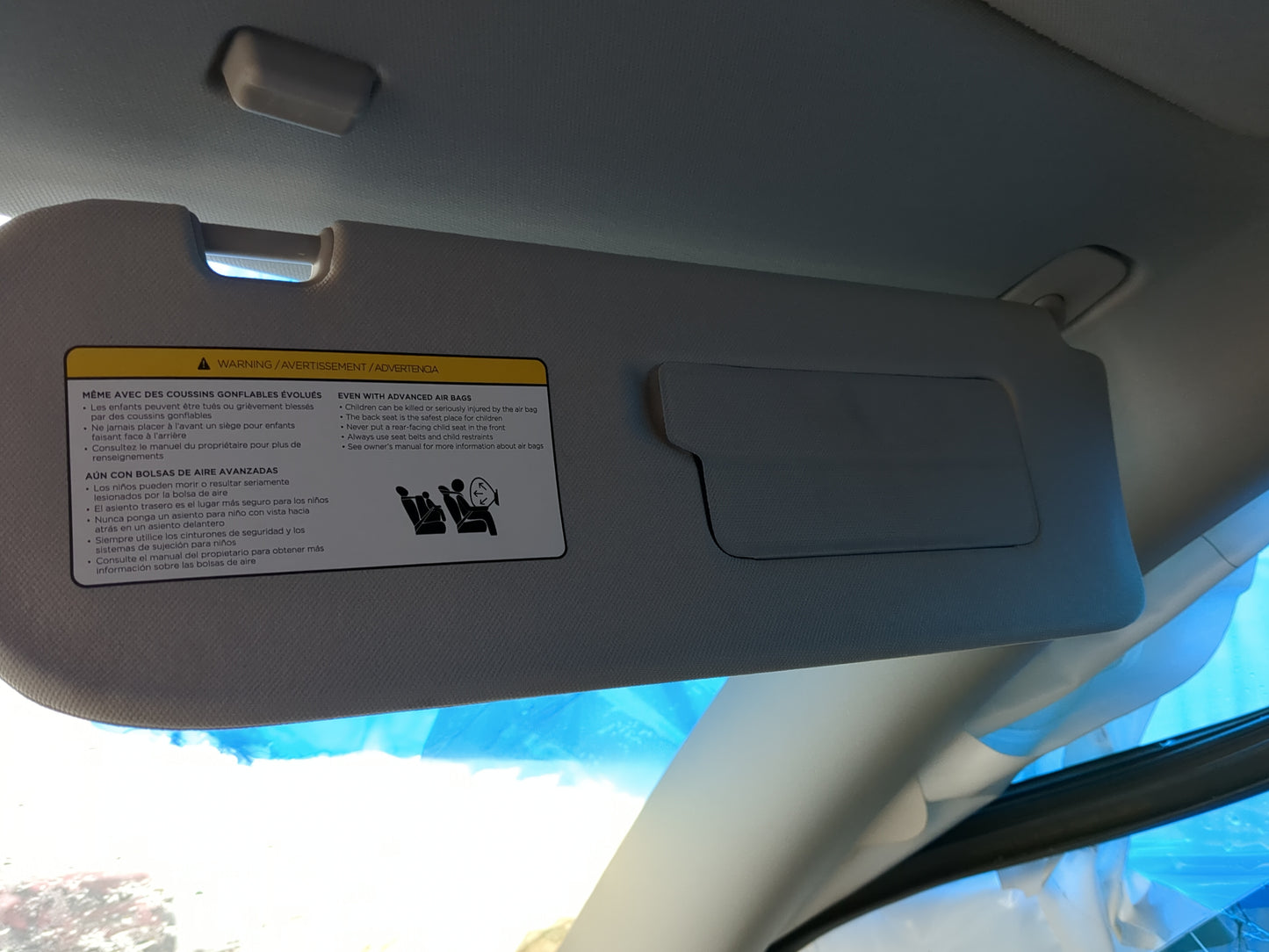 2023 Tesla Model 3 Sun Visor Shade Replacement Passenger Right Mirror Fits OEM Used Auto Parts - Oemusedautoparts1.com