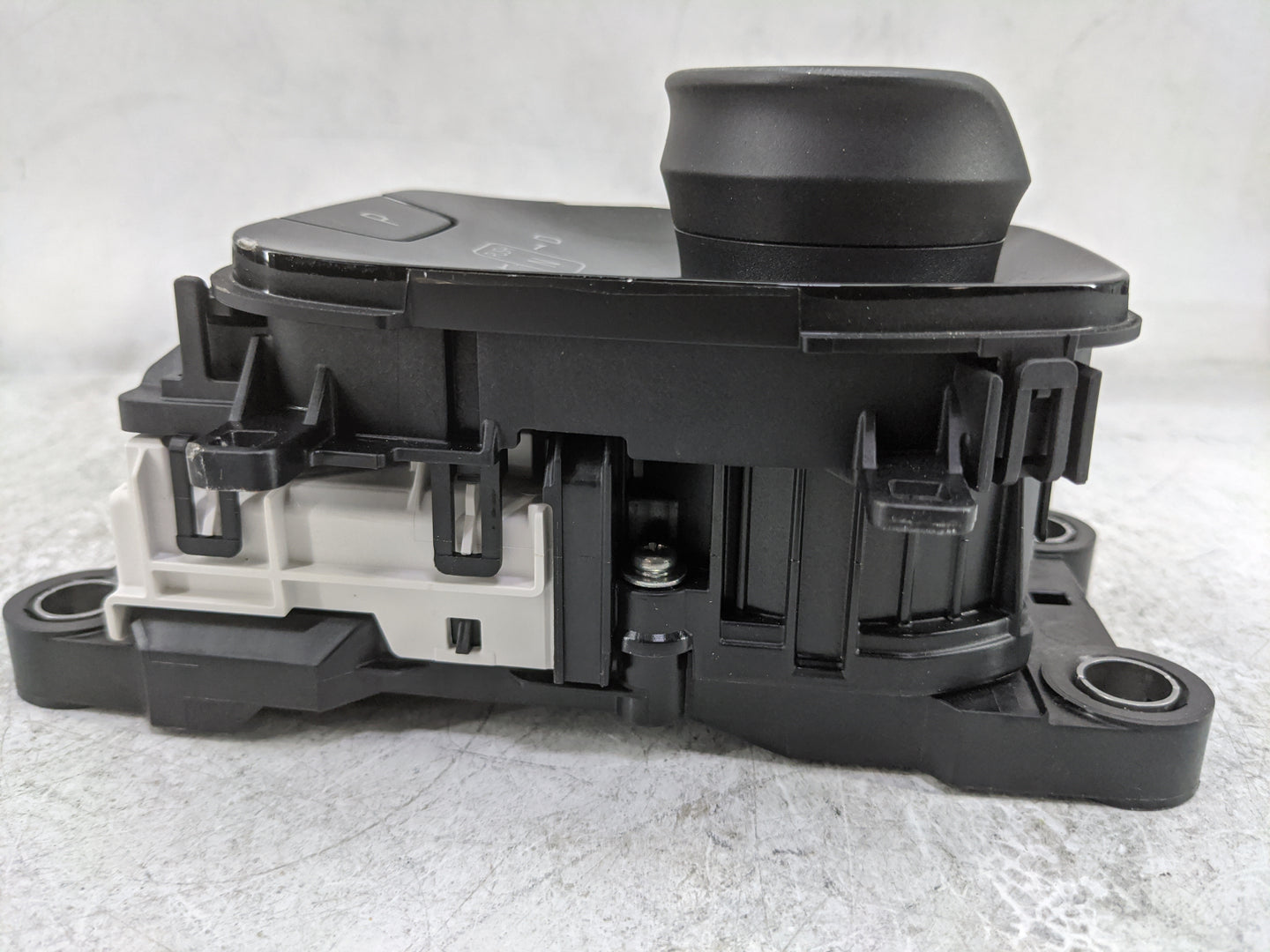 2023 Toyota Bz4x Floor Console Assembly Shifter Black - Oemusedautoparts1.com