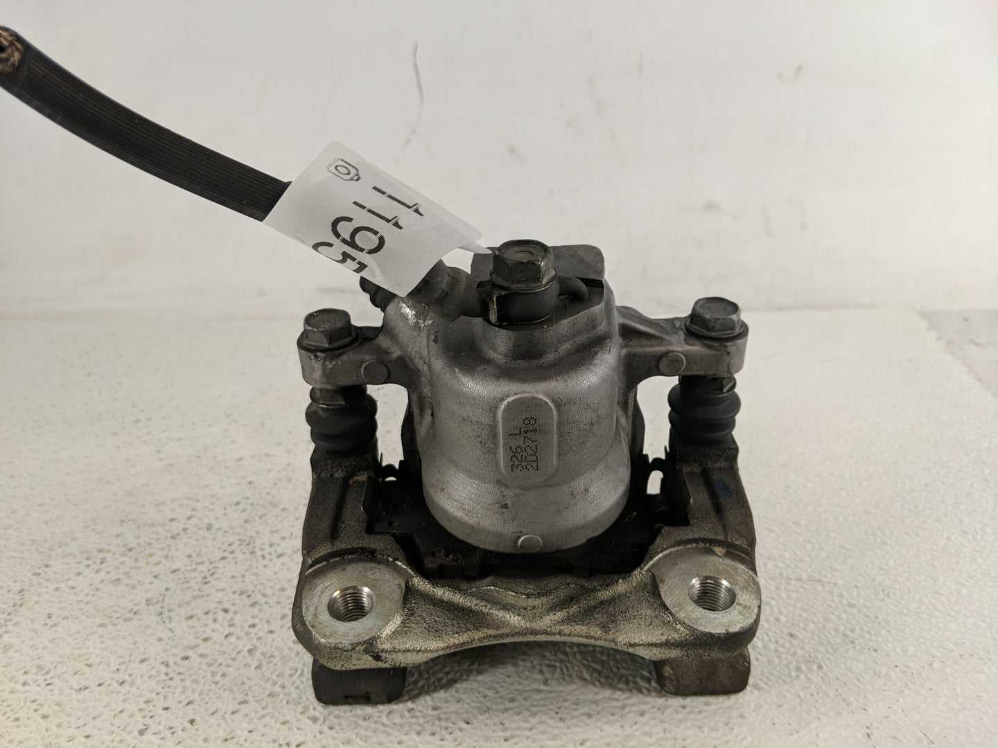 2018-2022 Toyota Camry Front Driver Left Brake Caliper - Oemusedautoparts1.com