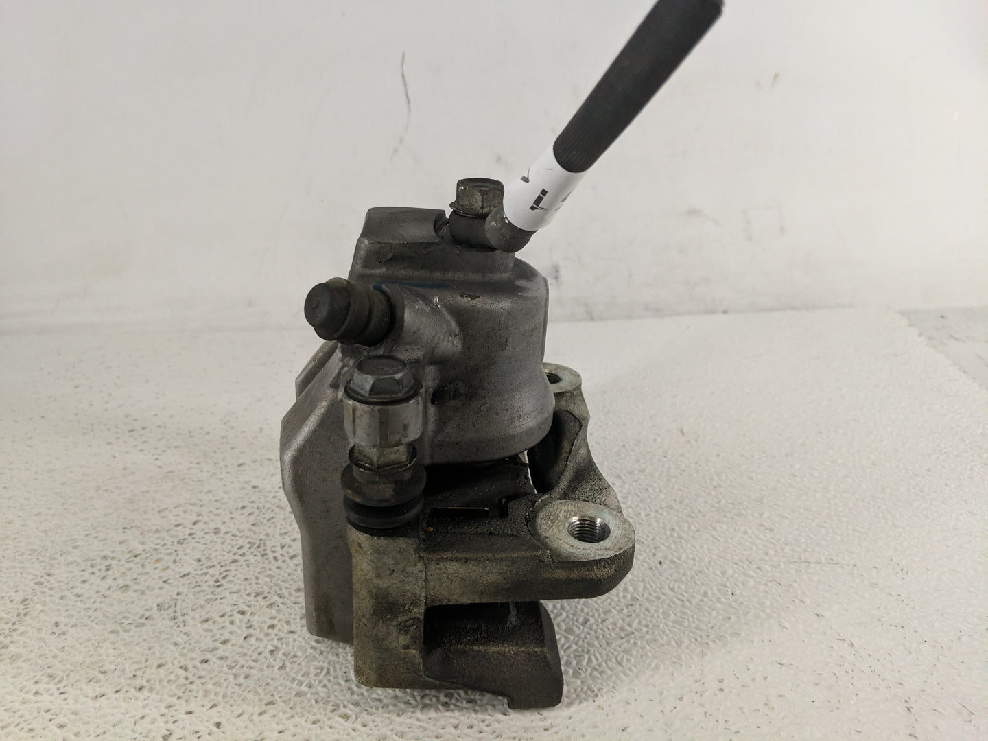 2018-2022 Toyota Camry Front Driver Left Brake Caliper - Oemusedautoparts1.com