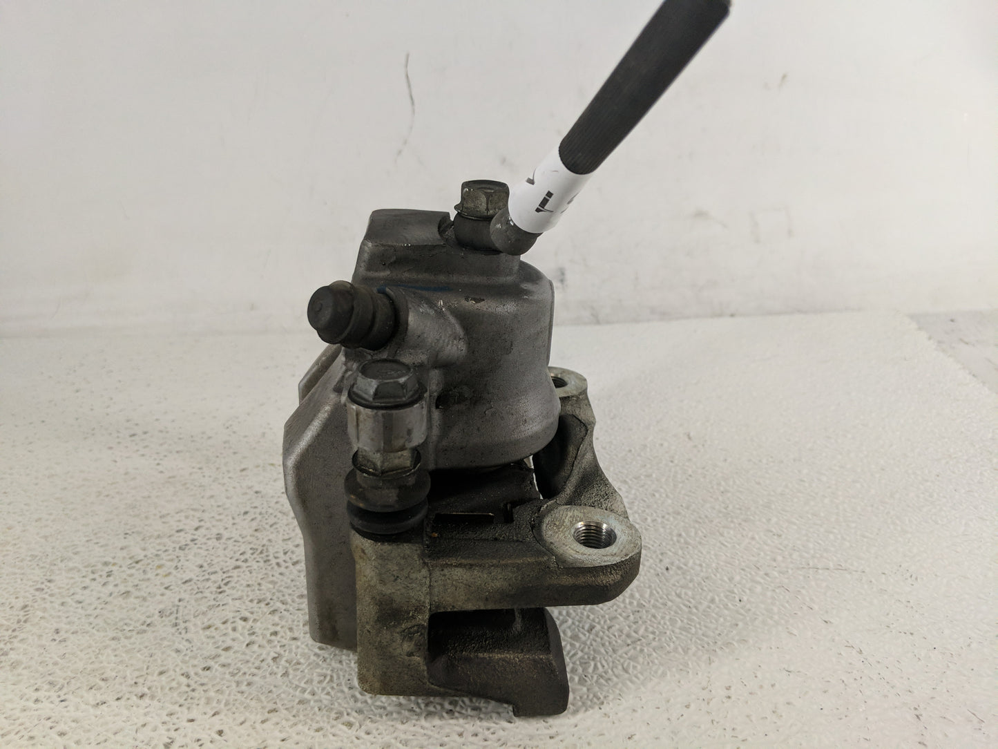 2018-2022 Toyota Camry Front Driver Left Brake Caliper - Oemusedautoparts1.com