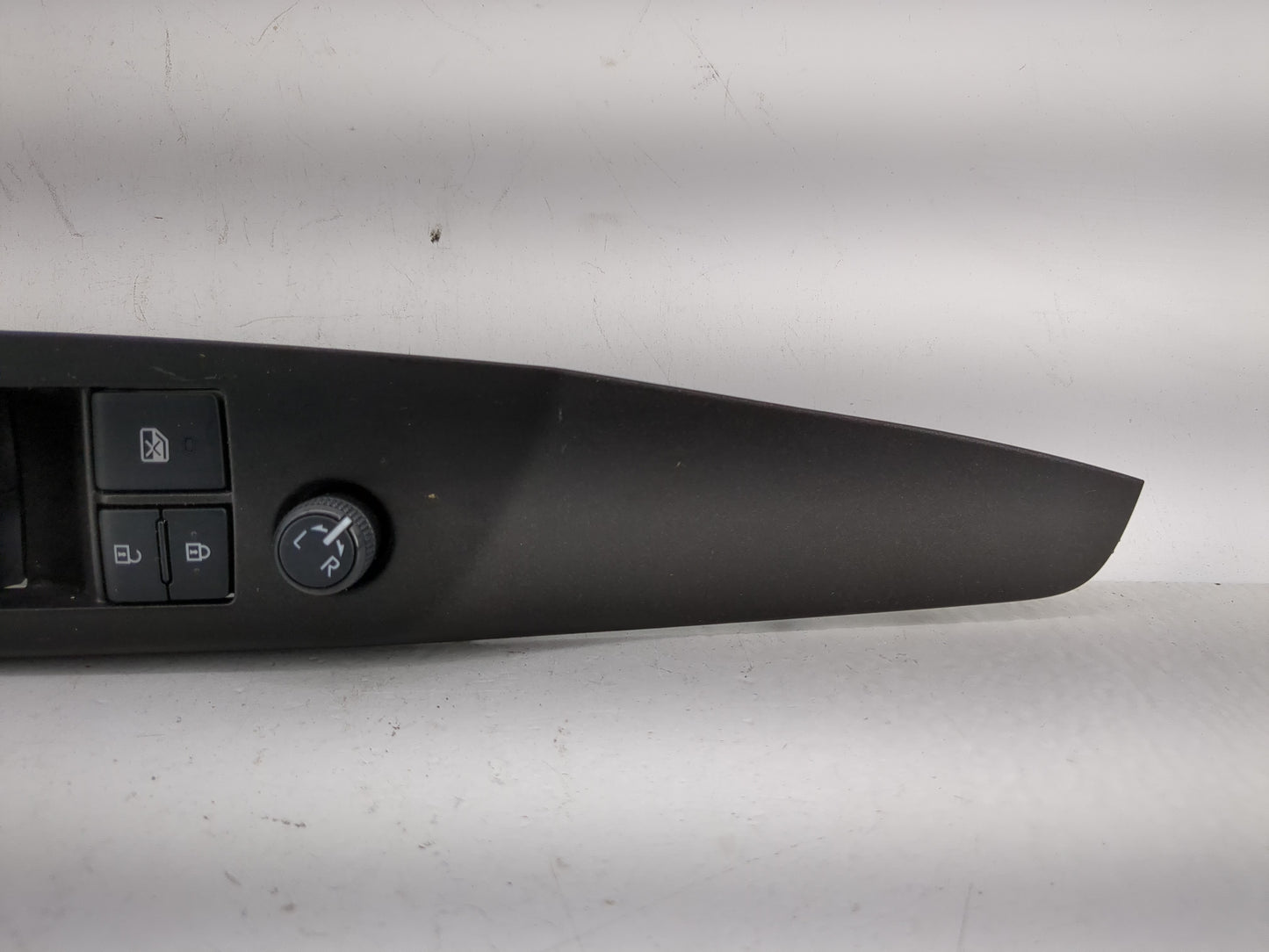 2018-2022 Toyota Camry Master Power Window Switch Replacement Driver Side Left P/N:84040-0E130 Fits Fits 2018 2019 2020 2021