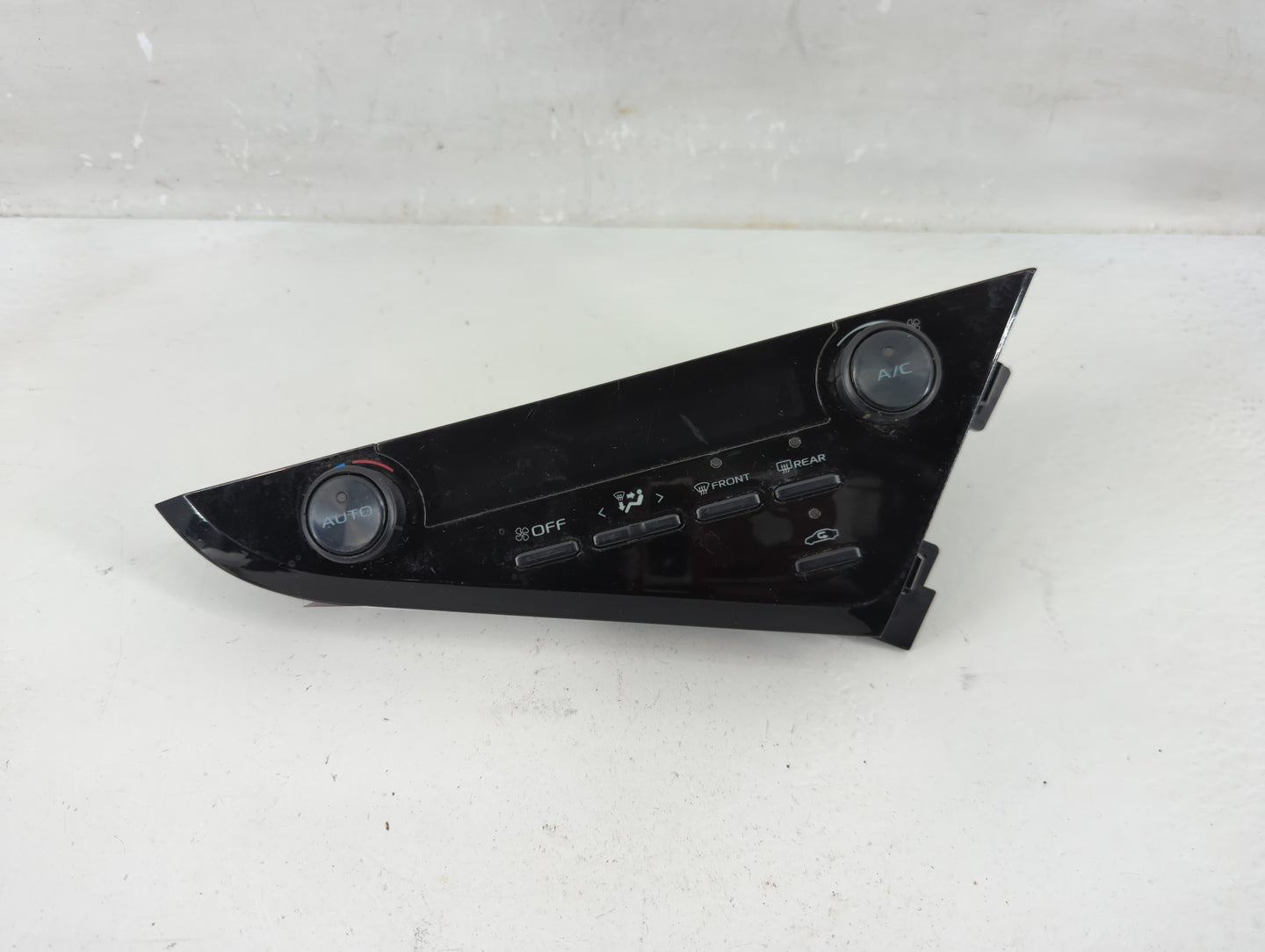 2018-2022 Toyota Camry Climate Control Module Temperature AC/Heater Replacement Fits Fits 2018 2019 2020 2021 2022 OEM Used 