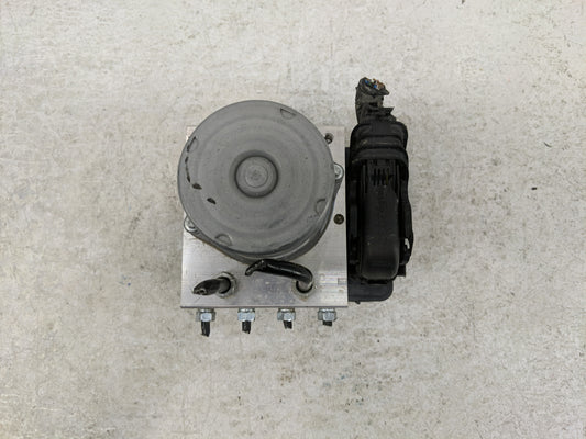 2021-2022 Toyota Camry ABS Pump Control Module Replacement P/N:44540 06450 Fits Fits 2021 2022 OEM Used Auto Parts