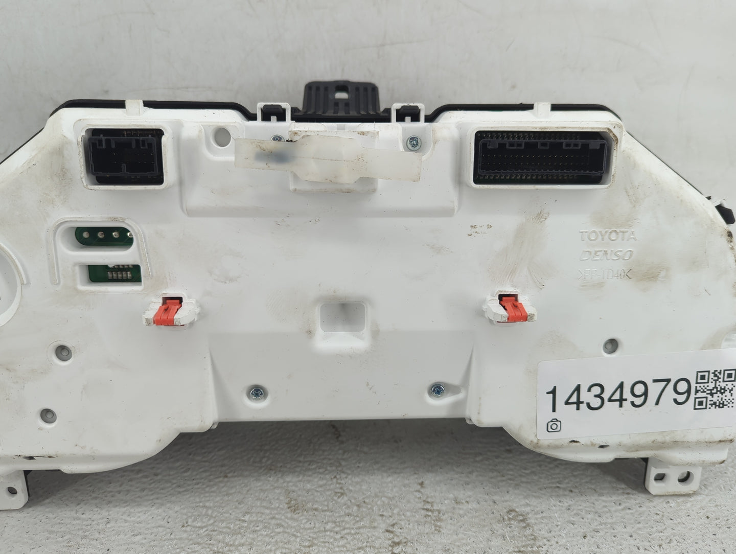 2019-2022 Toyota Camry Instrument Cluster Speedometer Gauges P/N:83800-0XD24 83800-0XD24-00 Fits Fits 2019 2020 2021 2022 OE