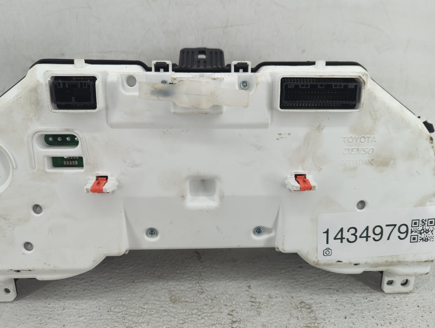2019-2022 Toyota Camry Instrument Cluster Speedometer Gauges P/N:83800-0XD24 83800-0XD24-00 Fits Fits 2019 2020 2021 2022 OE