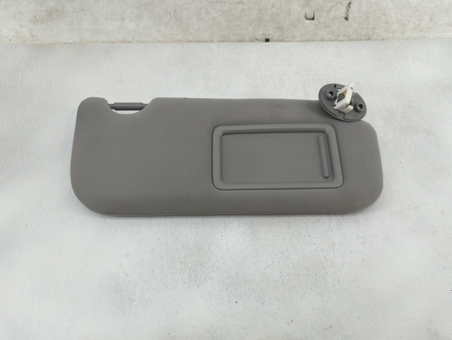 2018-2022 Toyota Camry Sun Visor Shade Replacement Passenger Right Mirror Fits Fits 2018 2019 2020 2021 2022 OEM Used Auto P