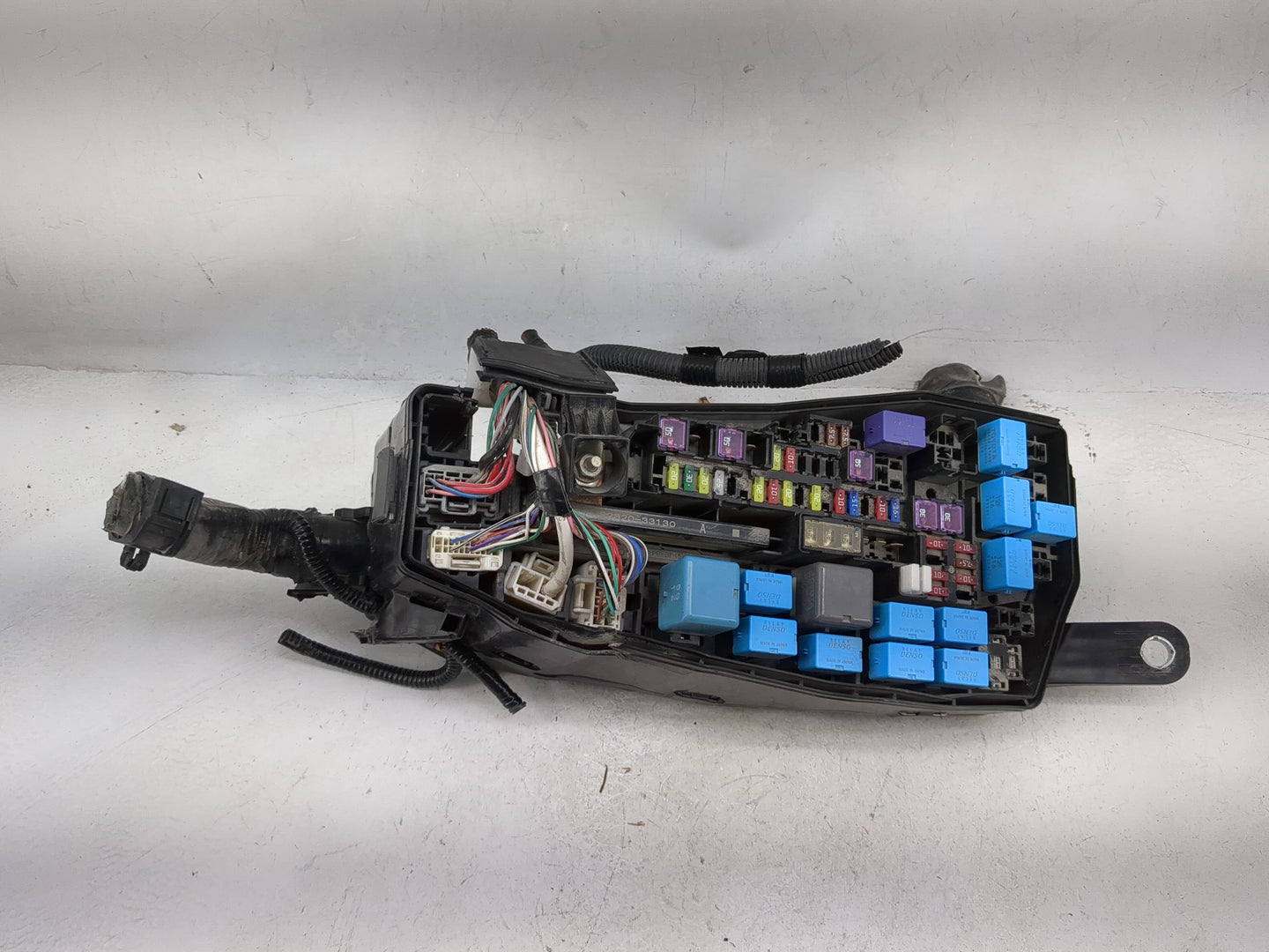 2018-2022 Toyota Camry Fusebox Fuse Box Panel Relay Module P/N:82620-33130 Fits Fits 2018 2019 2020 2021 2022 OEM Used Auto 