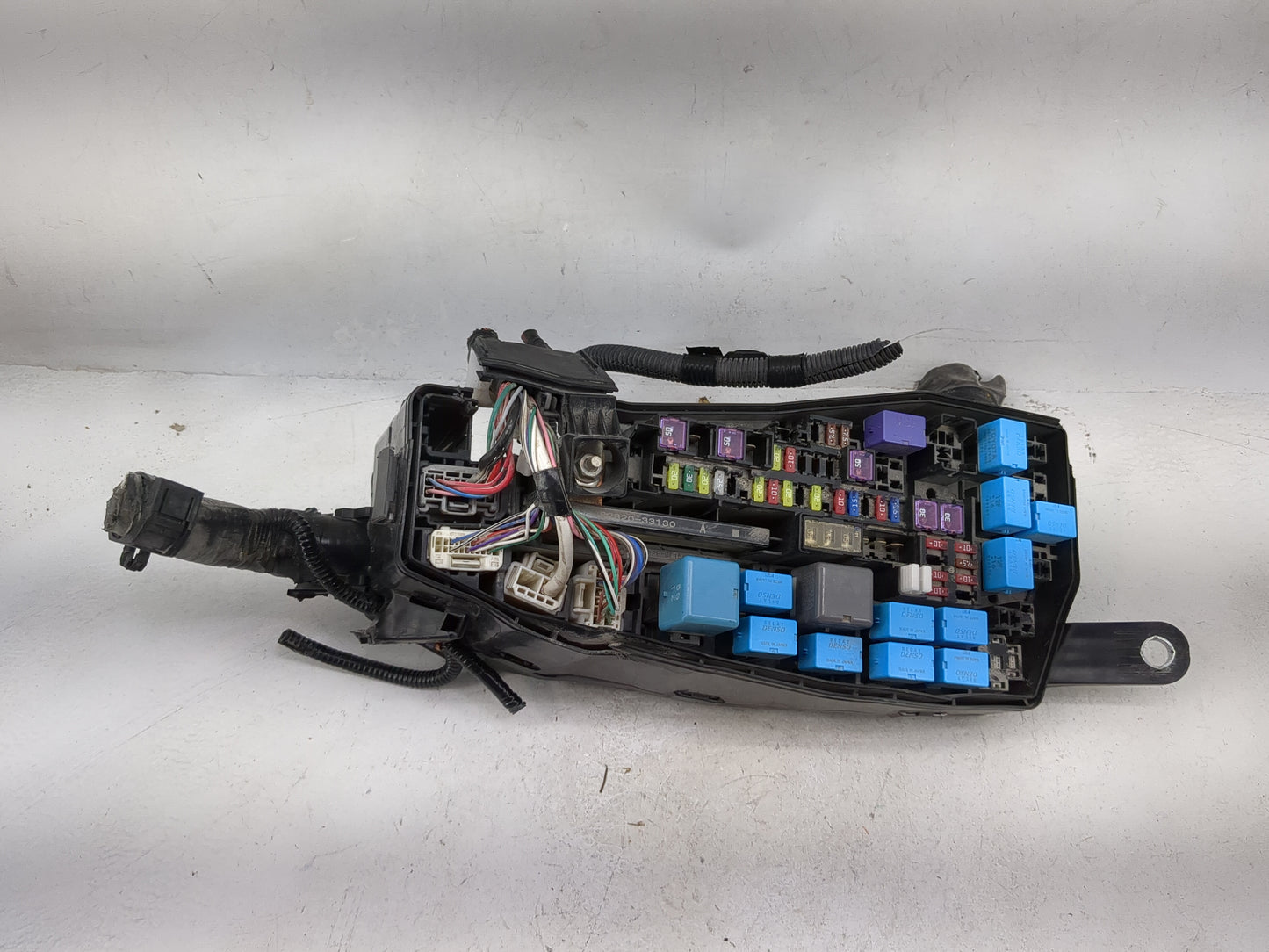2018-2022 Toyota Camry Fusebox Fuse Box Panel Relay Module P/N:82620-33130 Fits Fits 2018 2019 2020 2021 2022 OEM Used Auto 