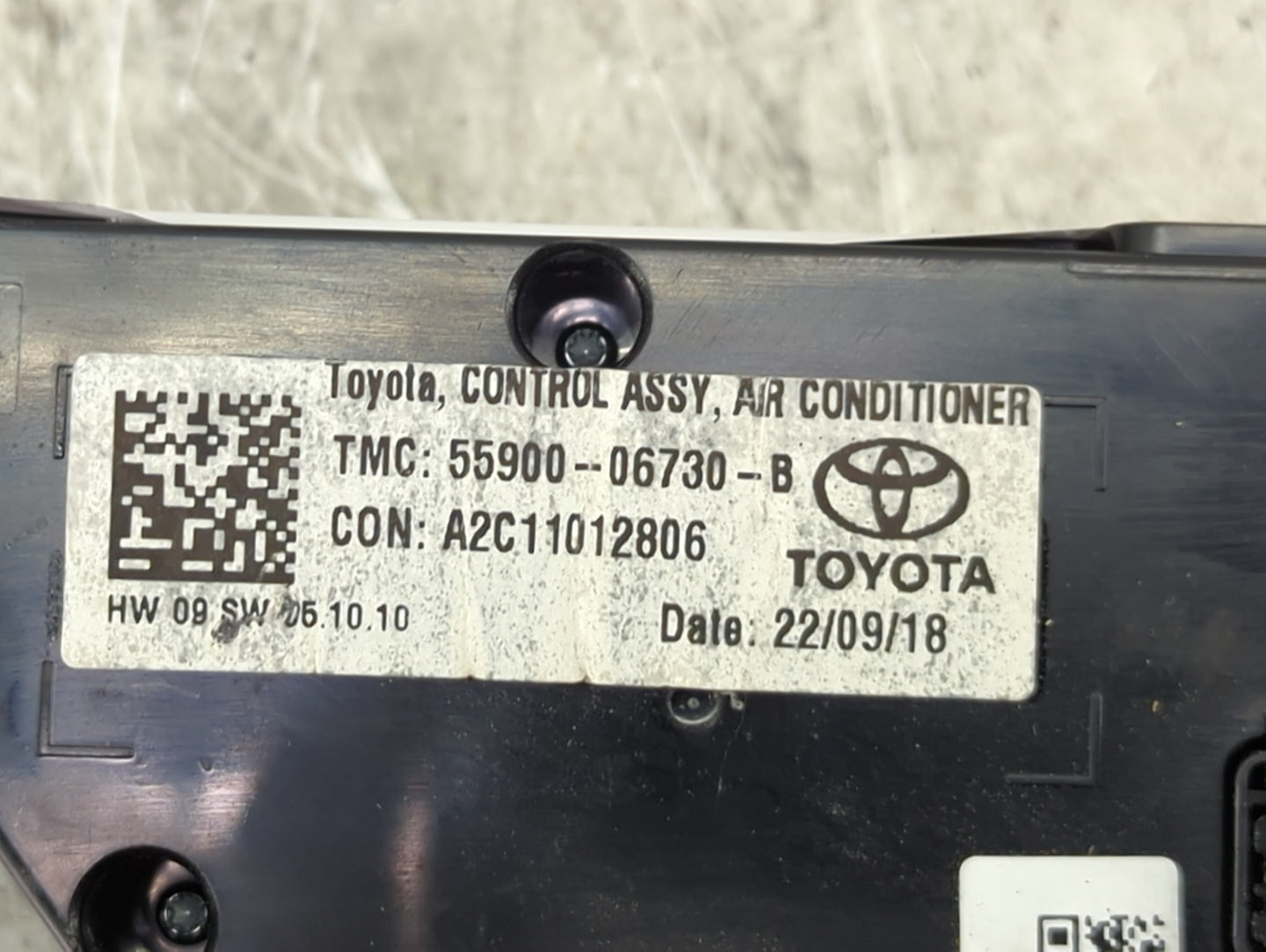 2018-2022 Toyota Camry Climate Control Module Temperature AC/Heater Replacement P/N:55900-06730-B A2C11012806 Fits OEM Used 