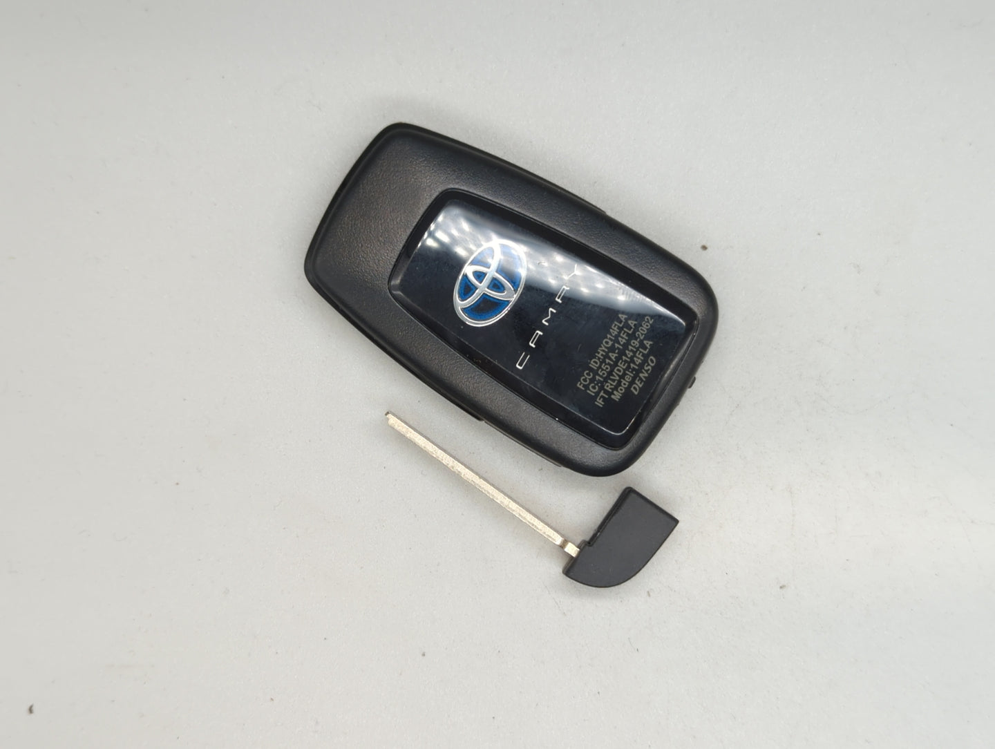 Toyota Camry Keyless Entry Remote Fob HYQ14FLA 231451-3450 4 buttons - Oemusedautoparts1.com