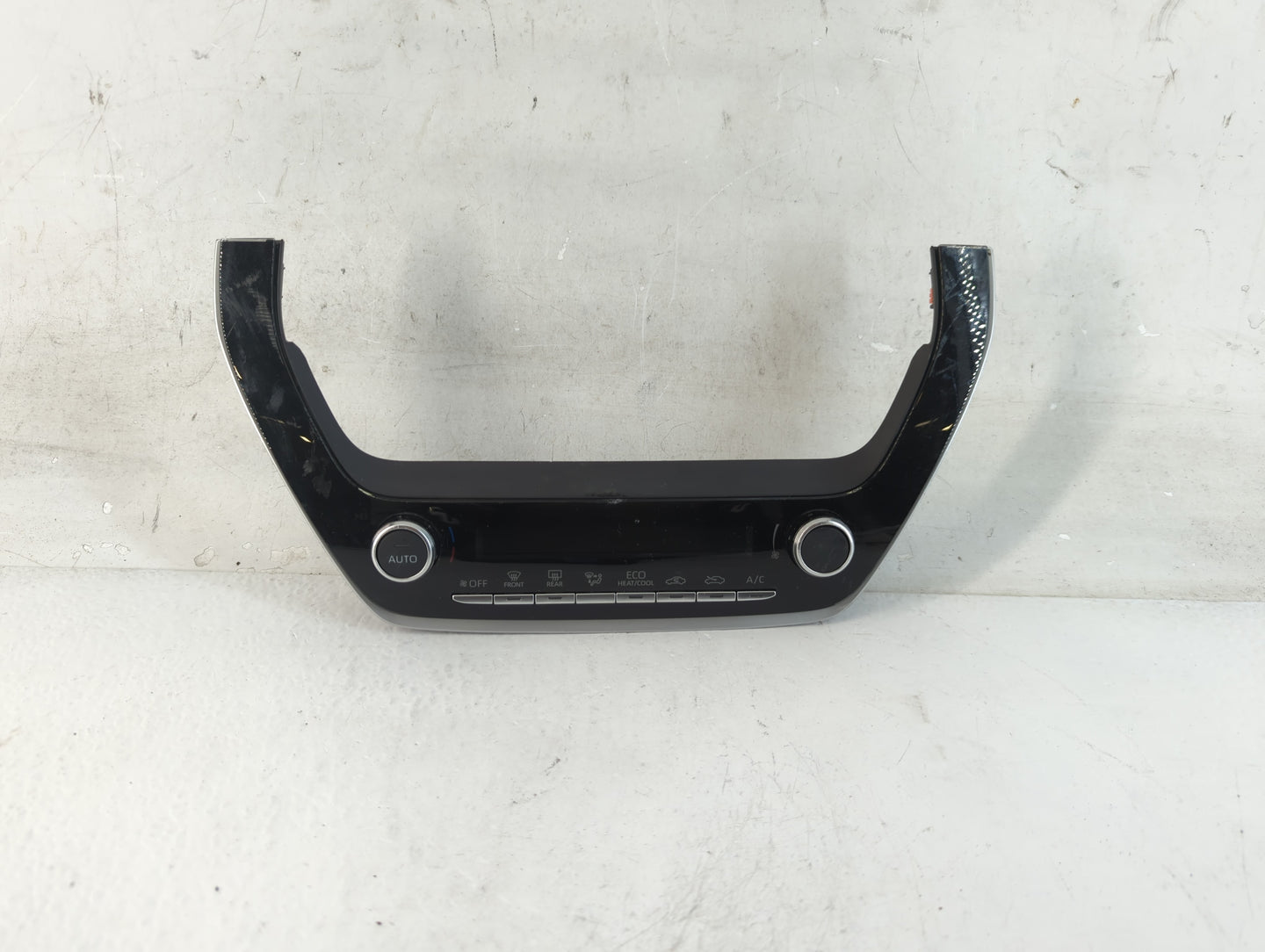 2023 Toyota Corolla Climate Control Module Temperature AC/Heater Replacement P/N:55900-12L51 Fits OEM Used Auto Parts - Oemu