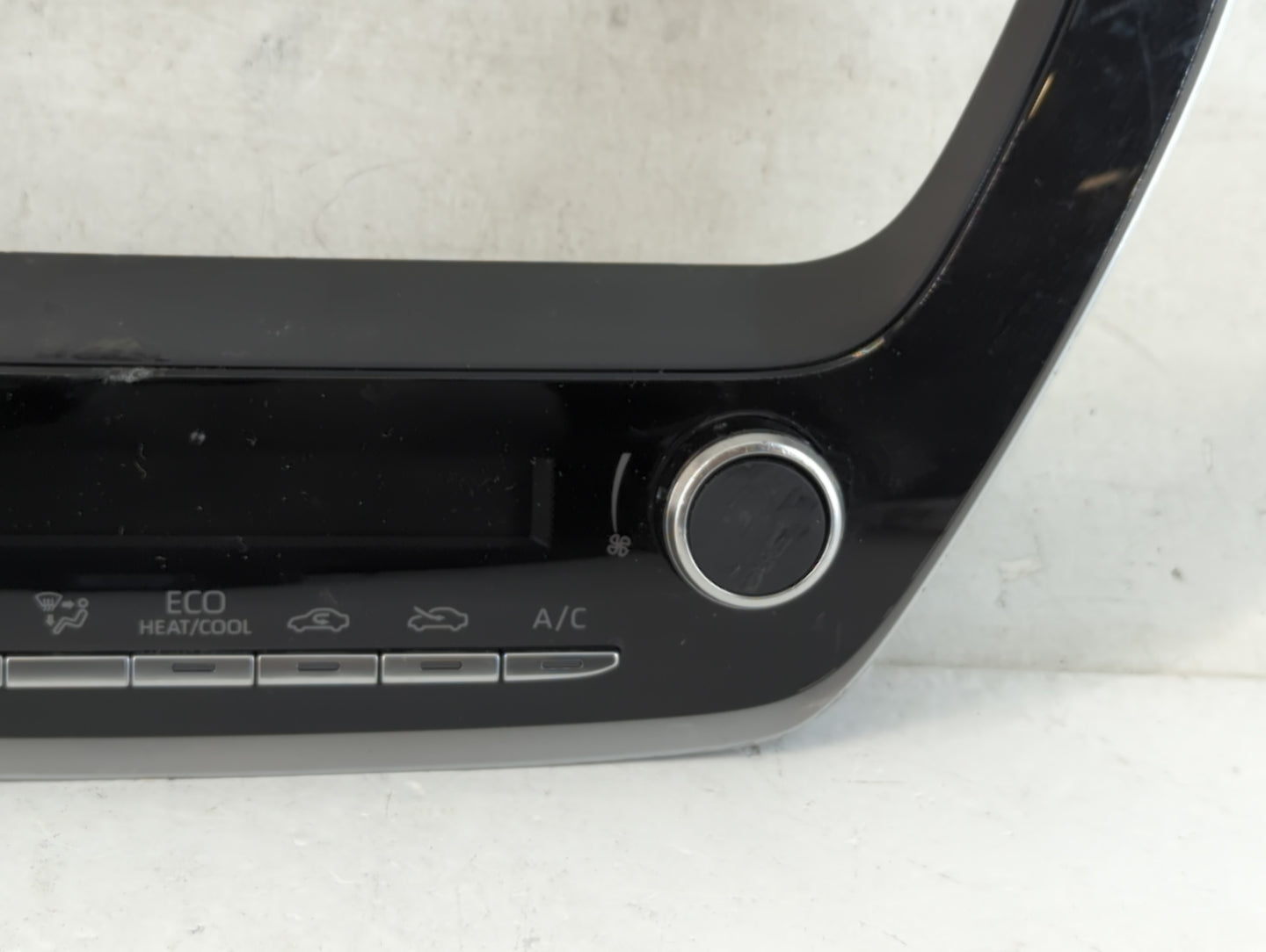 2023 Toyota Corolla Climate Control Module Temperature AC/Heater Replacement P/N:55900-12L51 Fits OEM Used Auto Parts - Oemu