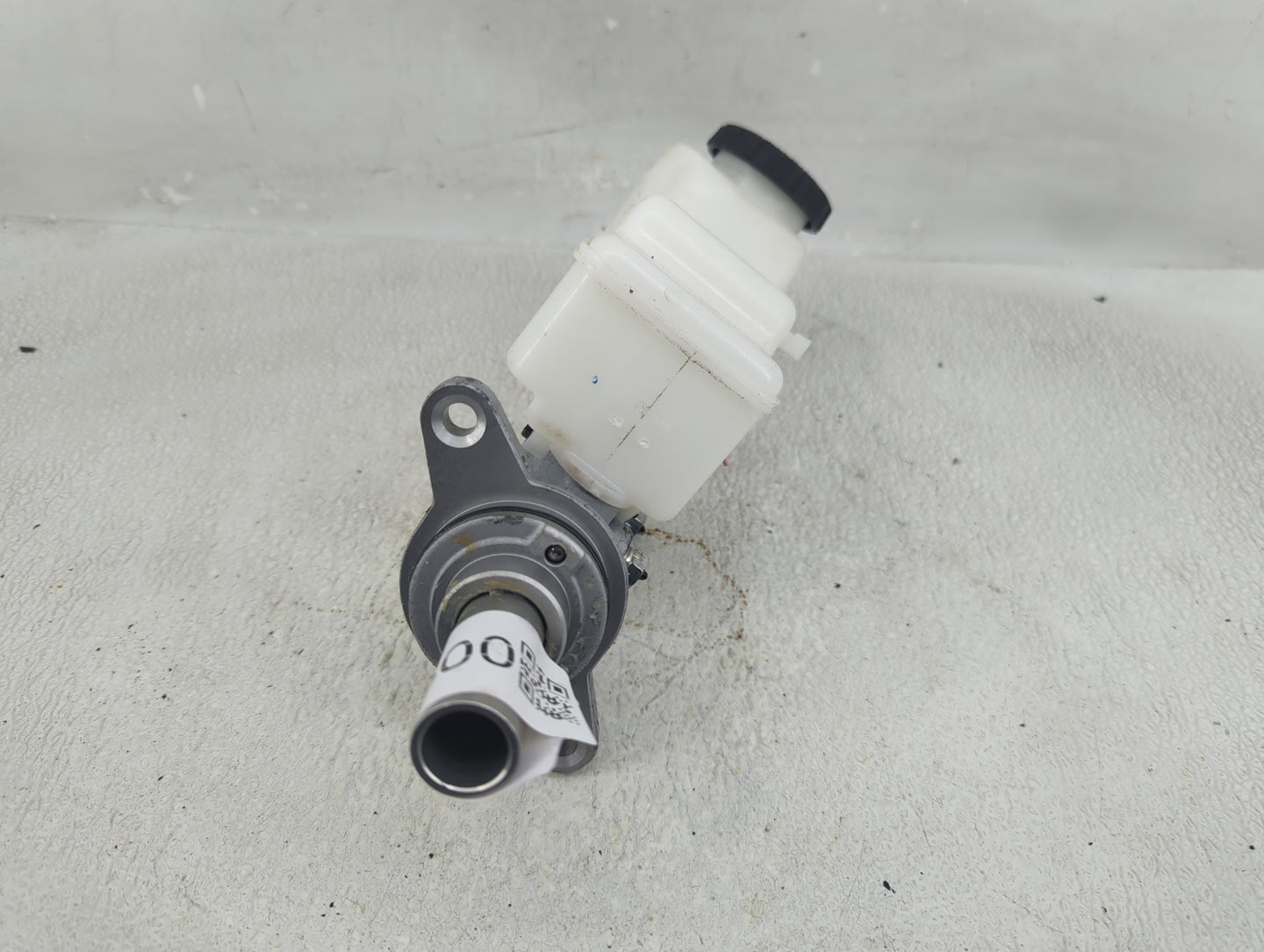 2019-2022 Toyota Corolla Brake Master Cylinder - Oemusedautoparts1.com