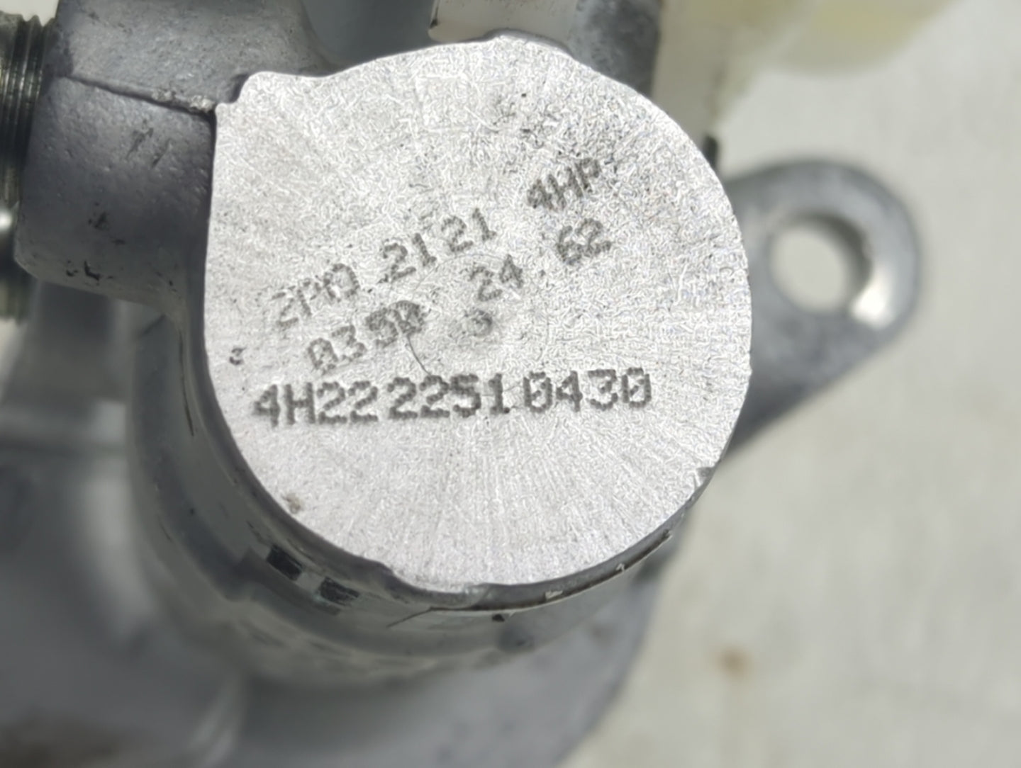 2019-2022 Toyota Corolla Brake Master Cylinder - Oemusedautoparts1.com