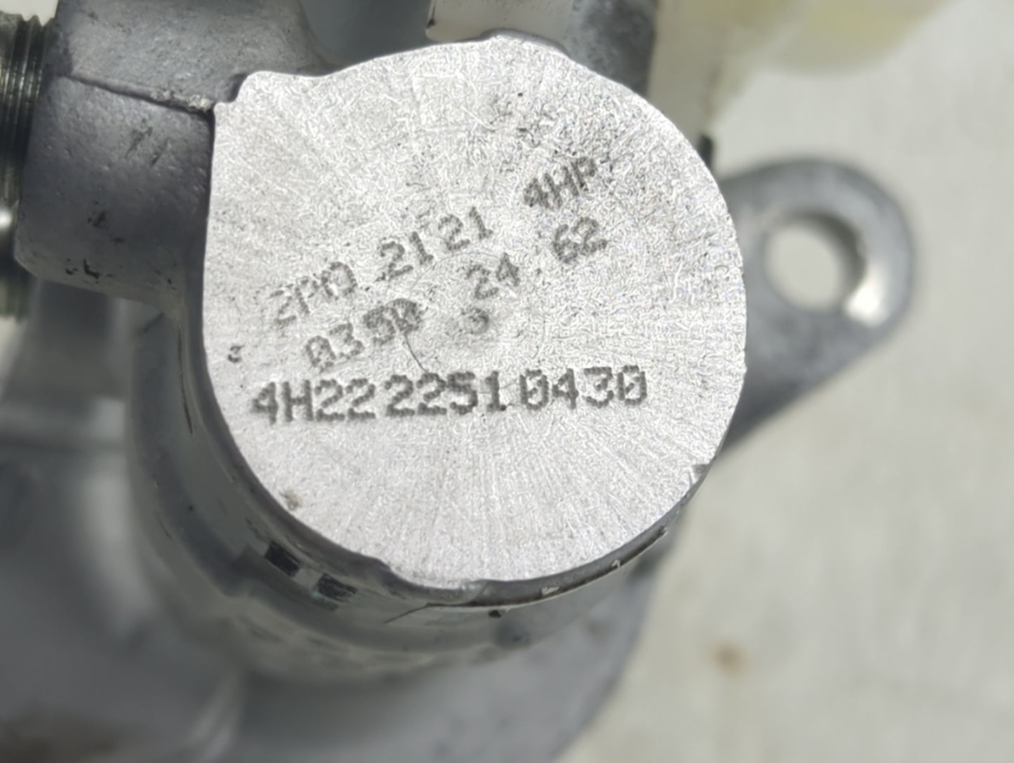 2019-2022 Toyota Corolla Brake Master Cylinder - Oemusedautoparts1.com