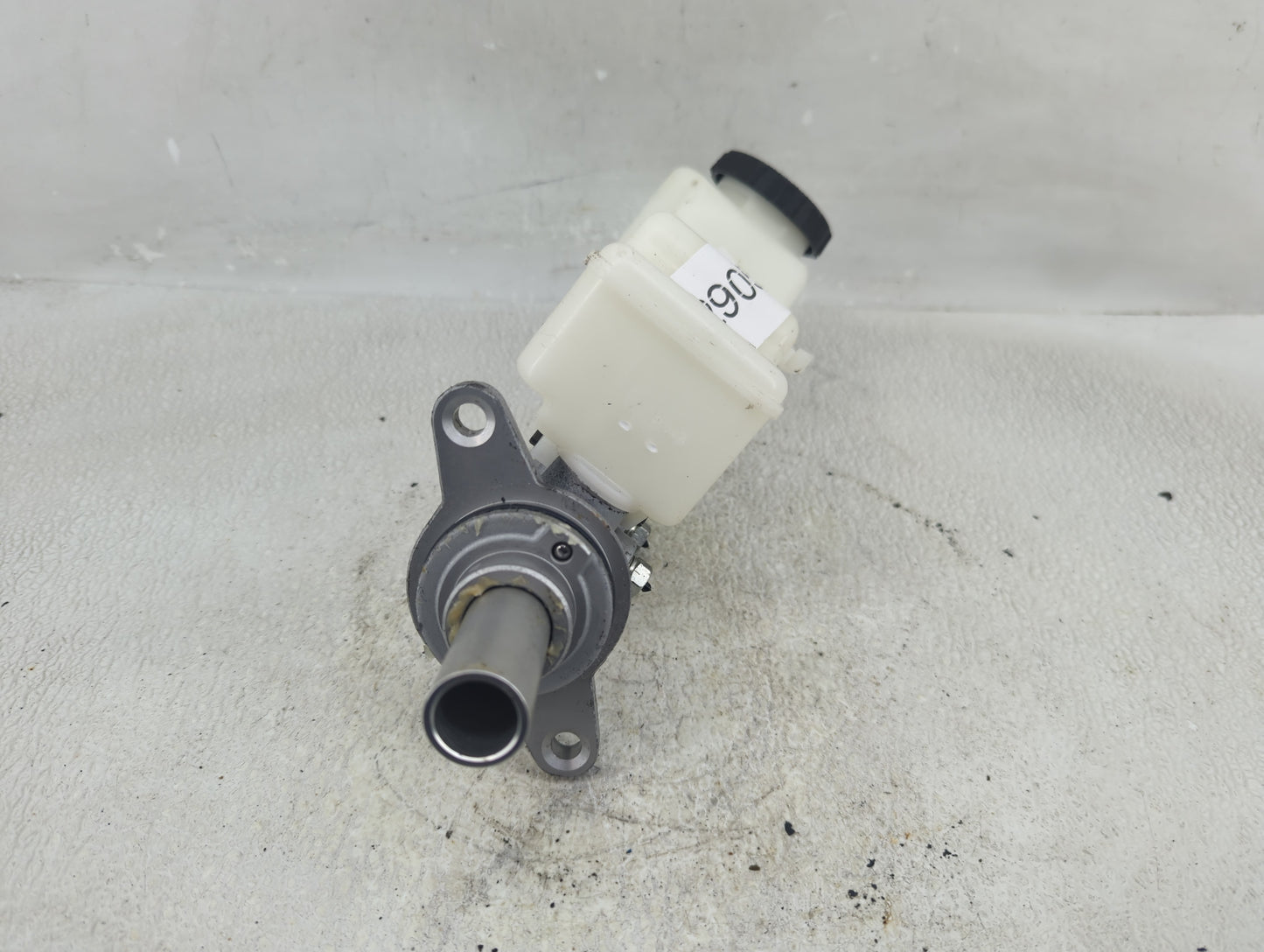 2019-2022 Toyota Corolla Brake Master Cylinder 1290502 - Oemusedautoparts1.com