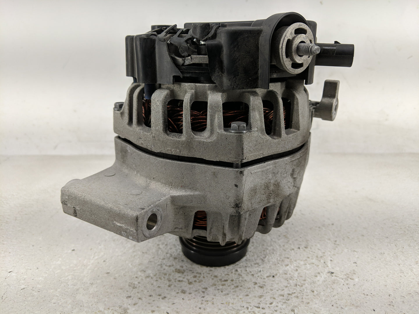 2019-2022 Toyota Corolla Alternator Replacement Generator Charging Assembly Engine OEM P/N:27060-F2010-B Fits OEM Used Auto 