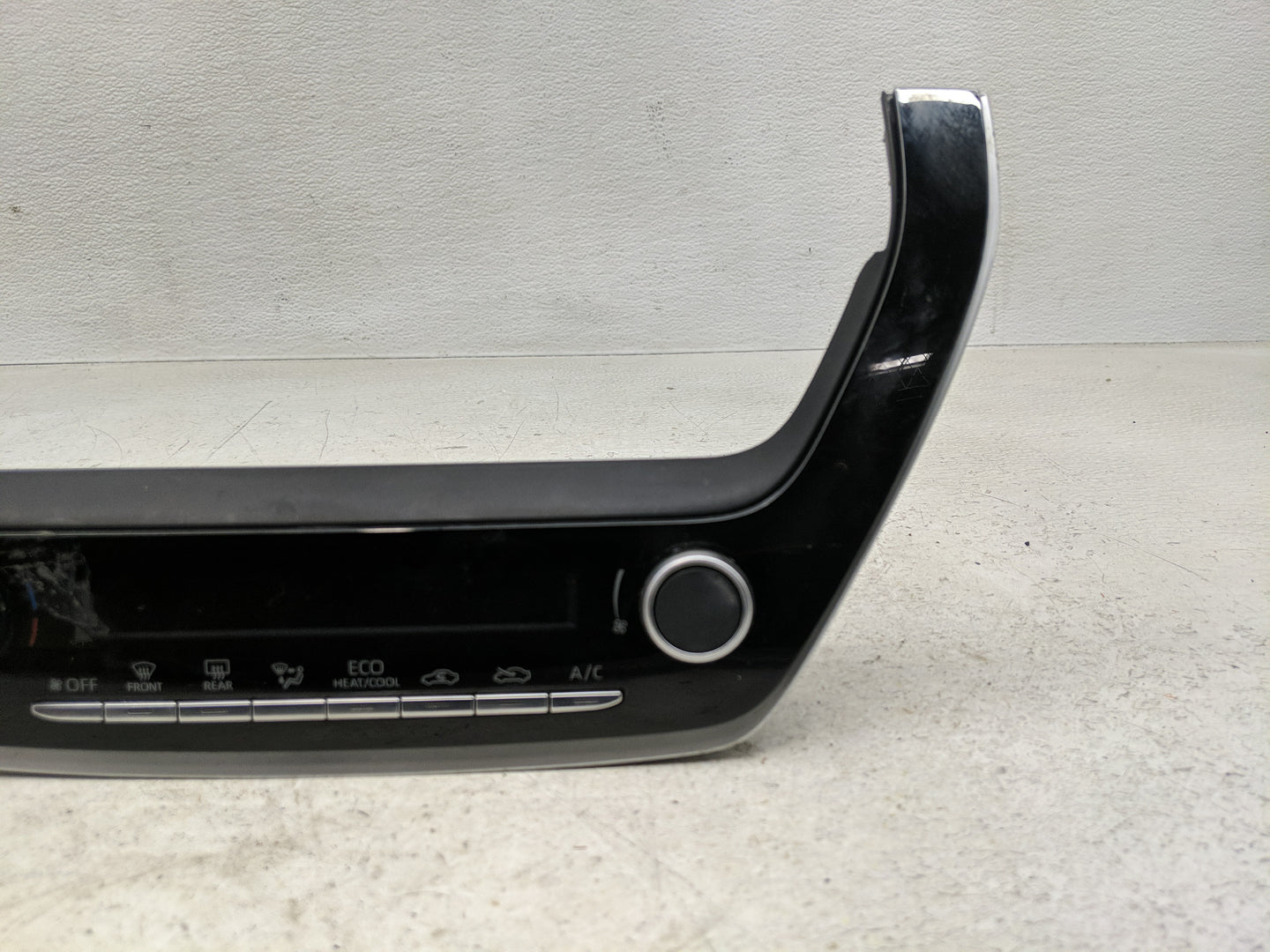 2023 Toyota Corolla Climate Control Module Temperature AC/Heater Replacement Fits OEM Used Auto Parts - Oemusedautoparts1.co
