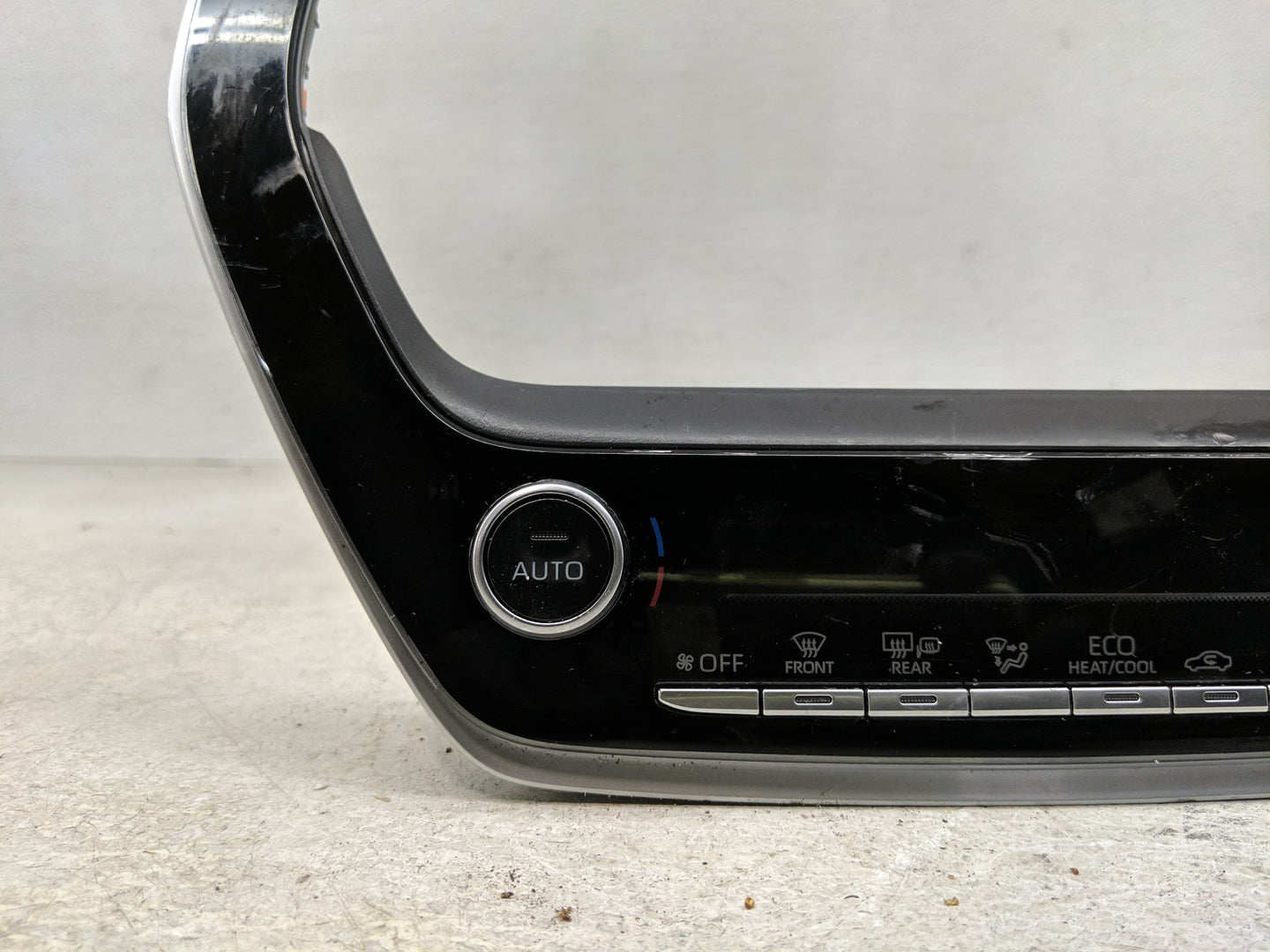 2019-2022 Toyota Corolla Climate Control Module Temperature AC/Heater Replacement Fits Fits 2019 2020 2021 2022 OEM Used Aut