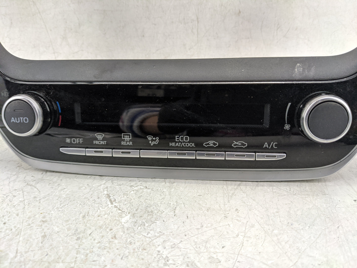 2023 Toyota Corolla Climate Control Module Temperature AC/Heater Replacement P/N:55900-02M00 75R529 Fits OEM Used Auto Parts