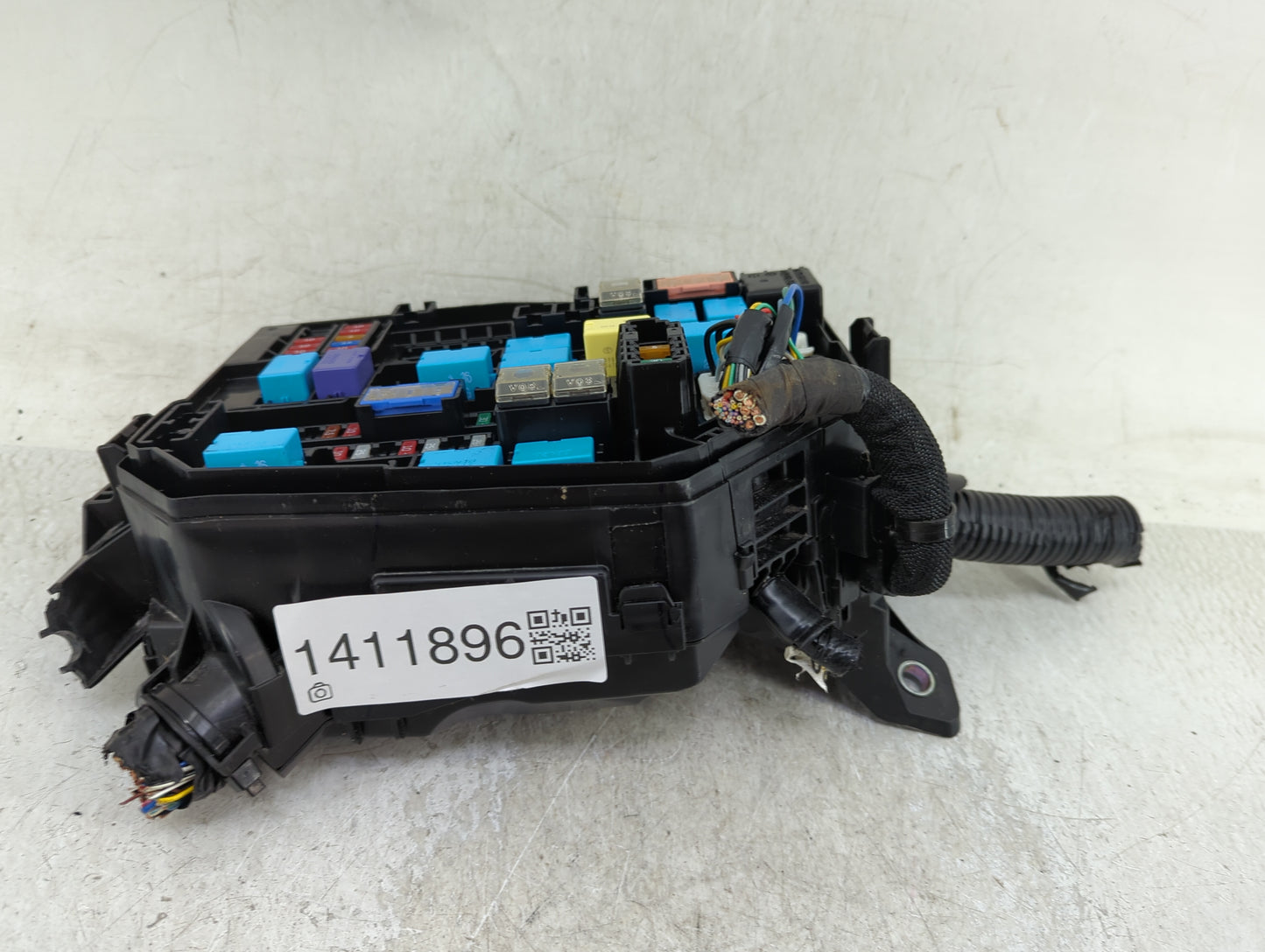 2019-2022 Toyota Corolla Fusebox Fuse Box Panel Relay Module Fits Fits 2019 2020 2021 2022 OEM Used Auto Parts - Oemusedauto