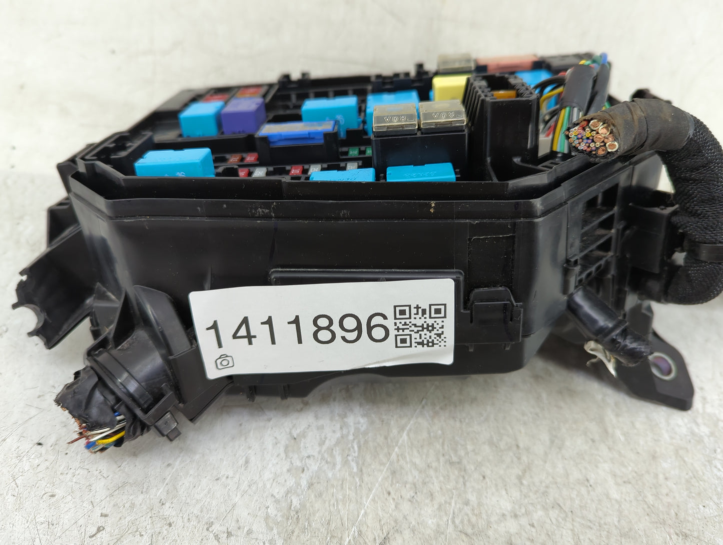 2019-2022 Toyota Corolla Fusebox Fuse Box Panel Relay Module Fits Fits 2019 2020 2021 2022 OEM Used Auto Parts - Oemusedauto