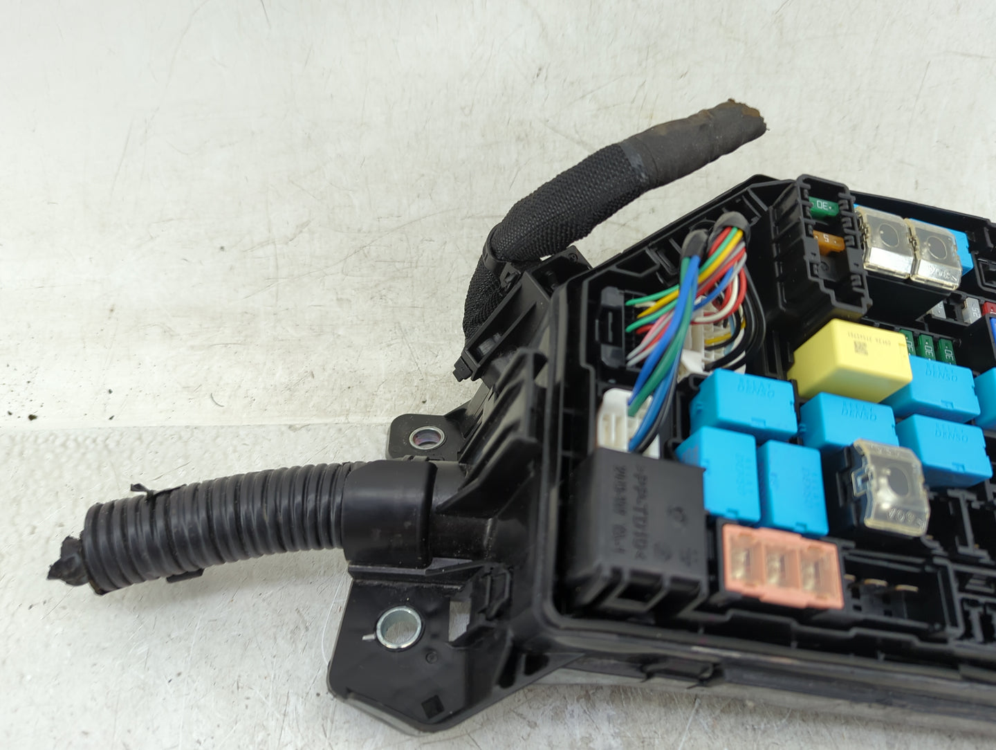 2019-2022 Toyota Corolla Fusebox Fuse Box Panel Relay Module Fits Fits 2019 2020 2021 2022 OEM Used Auto Parts - Oemusedauto
