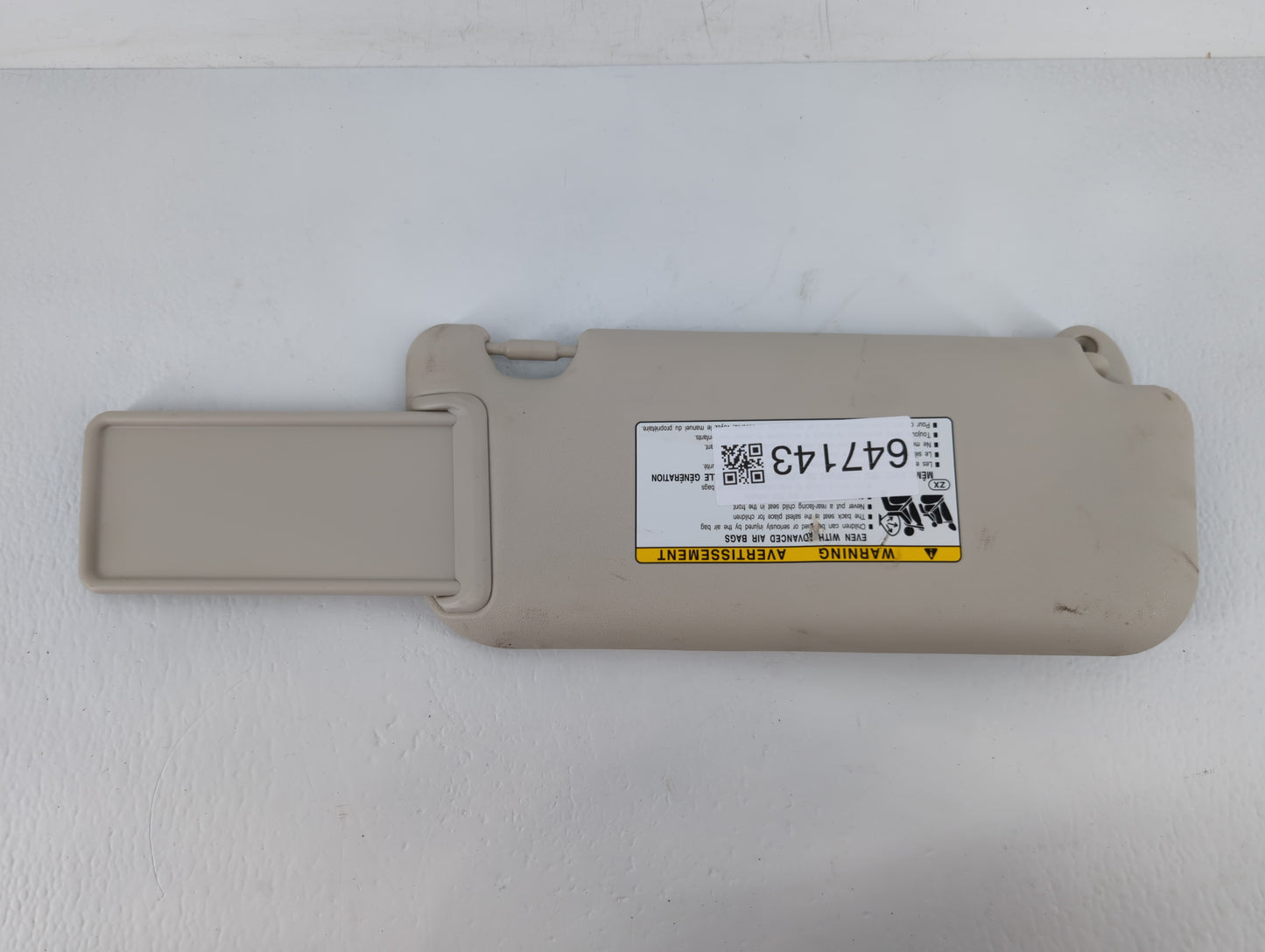 2019-2022 Toyota Corolla Sun Visor Shade Replacement Passenger Right Mirror Fits Fits 2019 2020 2021 2022 OEM Used Auto Part