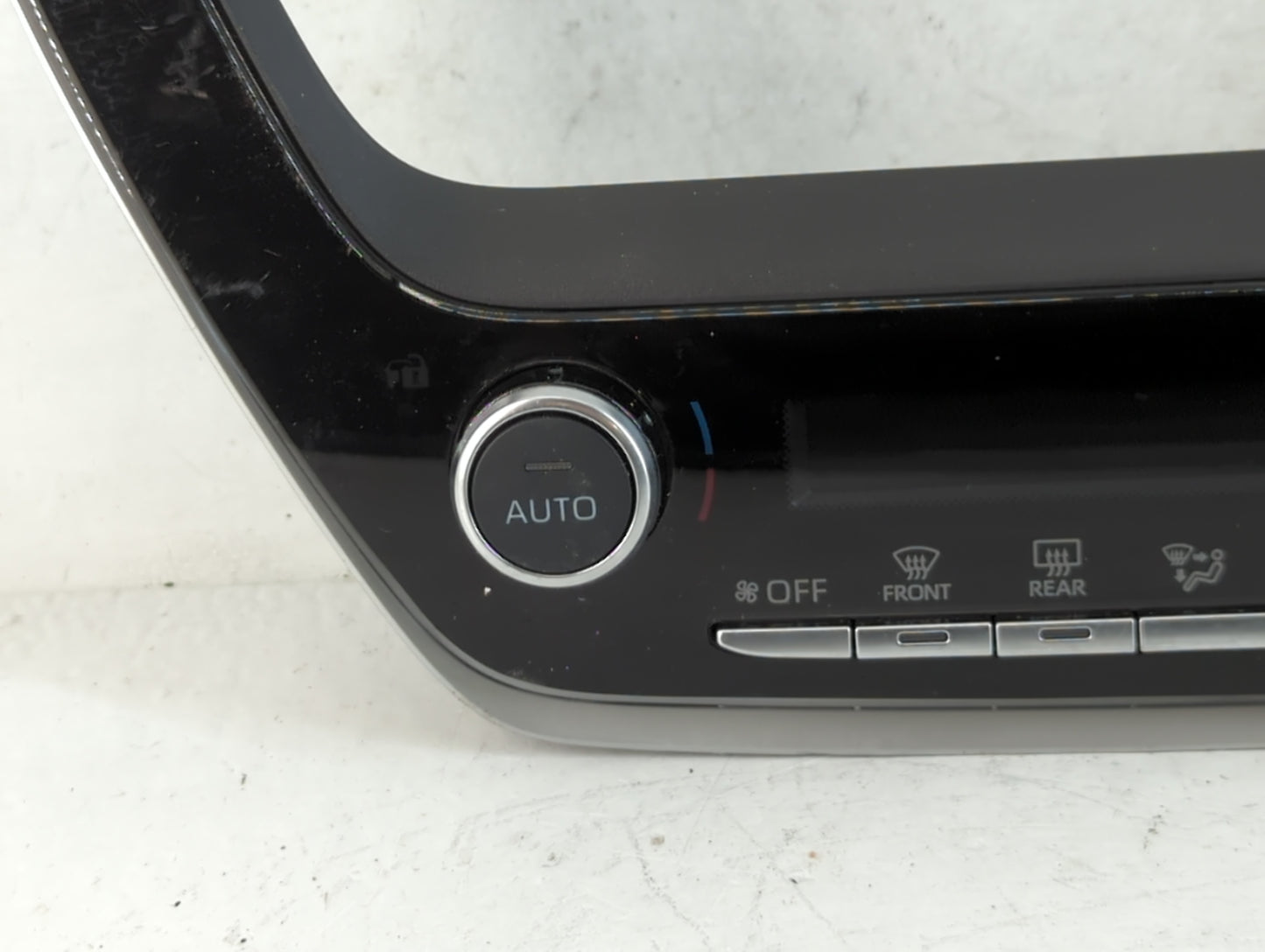 2023 Toyota Corolla Climate Control Module Temperature AC/Heater Replacement P/N:75R529 Fits OEM Used Auto Parts - Oemusedau