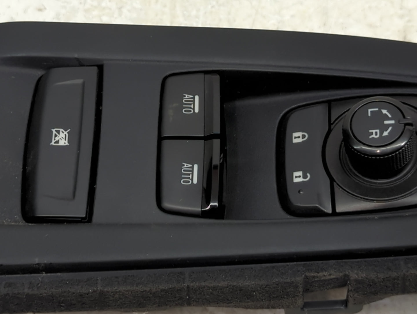 2023 Toyota Gr86 Master Power Window Switch Replacement Driver Side Left P/N:581337 Fits OEM Used Auto Parts - Oemusedautopa