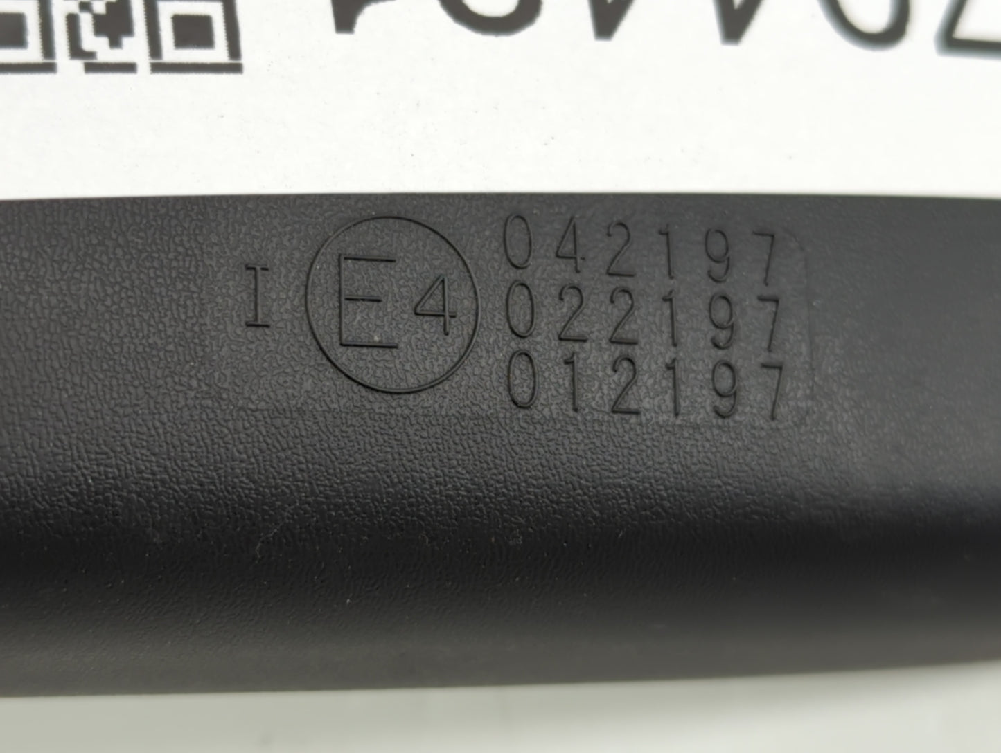 2022 Toyota Gr86 Interior Rear View Mirror Replacement OEM P/N:E4012197 E4022197, E4042197 Fits OEM Used Auto Parts - Oemuse