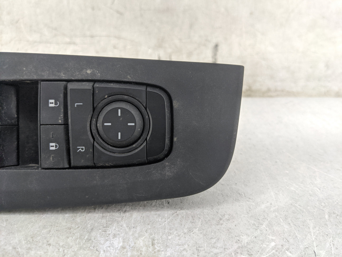 2023 Toyota Prius Master Power Window Switch Replacement Driver Side Left P/N:84040-47160 TM4716 676-3e31 Fits OEM Used Auto