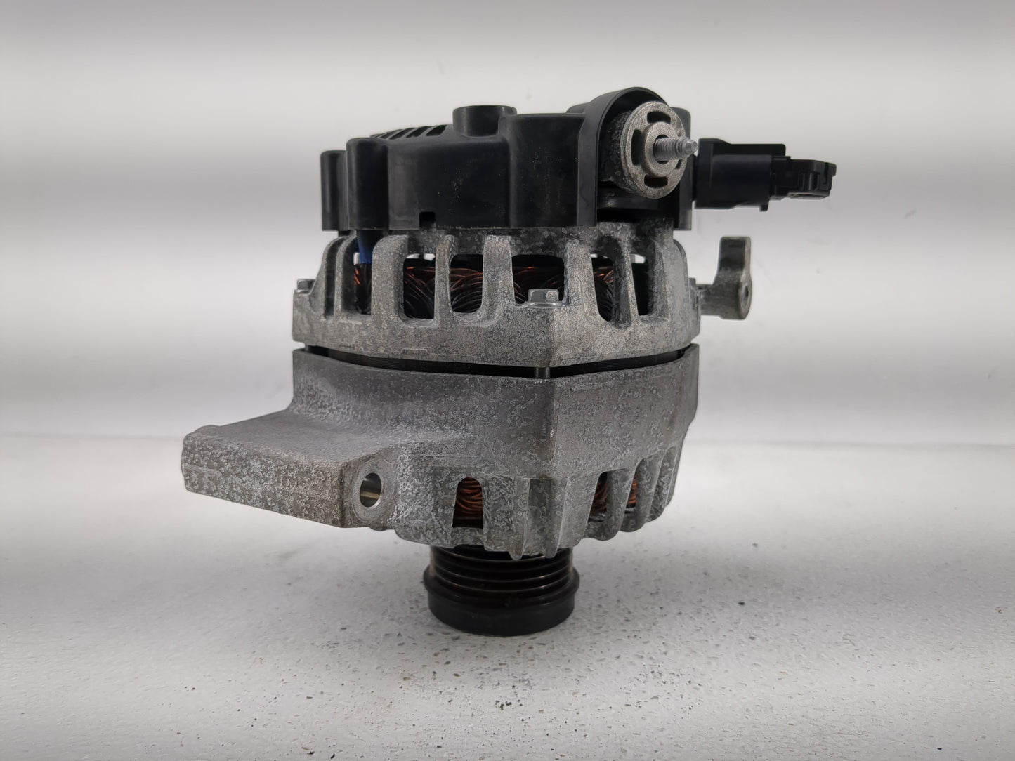 2019-2022 Toyota Rav4 Alternator Replacement Generator Charging Assembly Engine OEM P/N:27060-F2010-B Fits OEM Used Auto Par