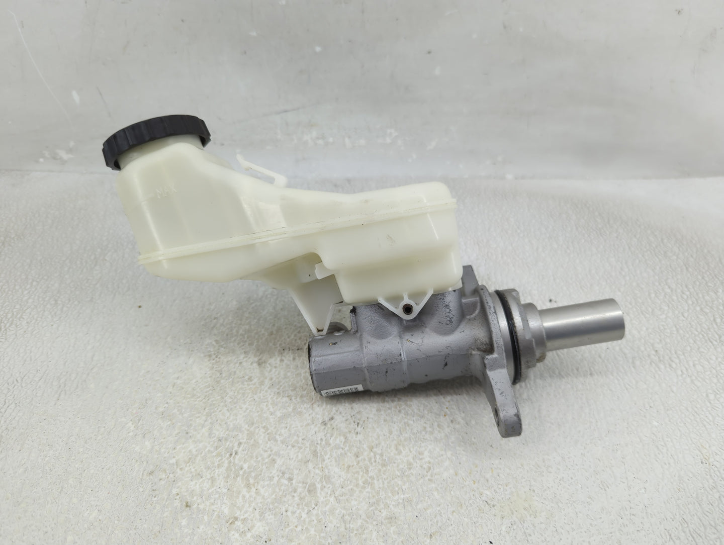 2019-2022 Toyota Rav4 Brake Master Cylinder - Oemusedautoparts1.com