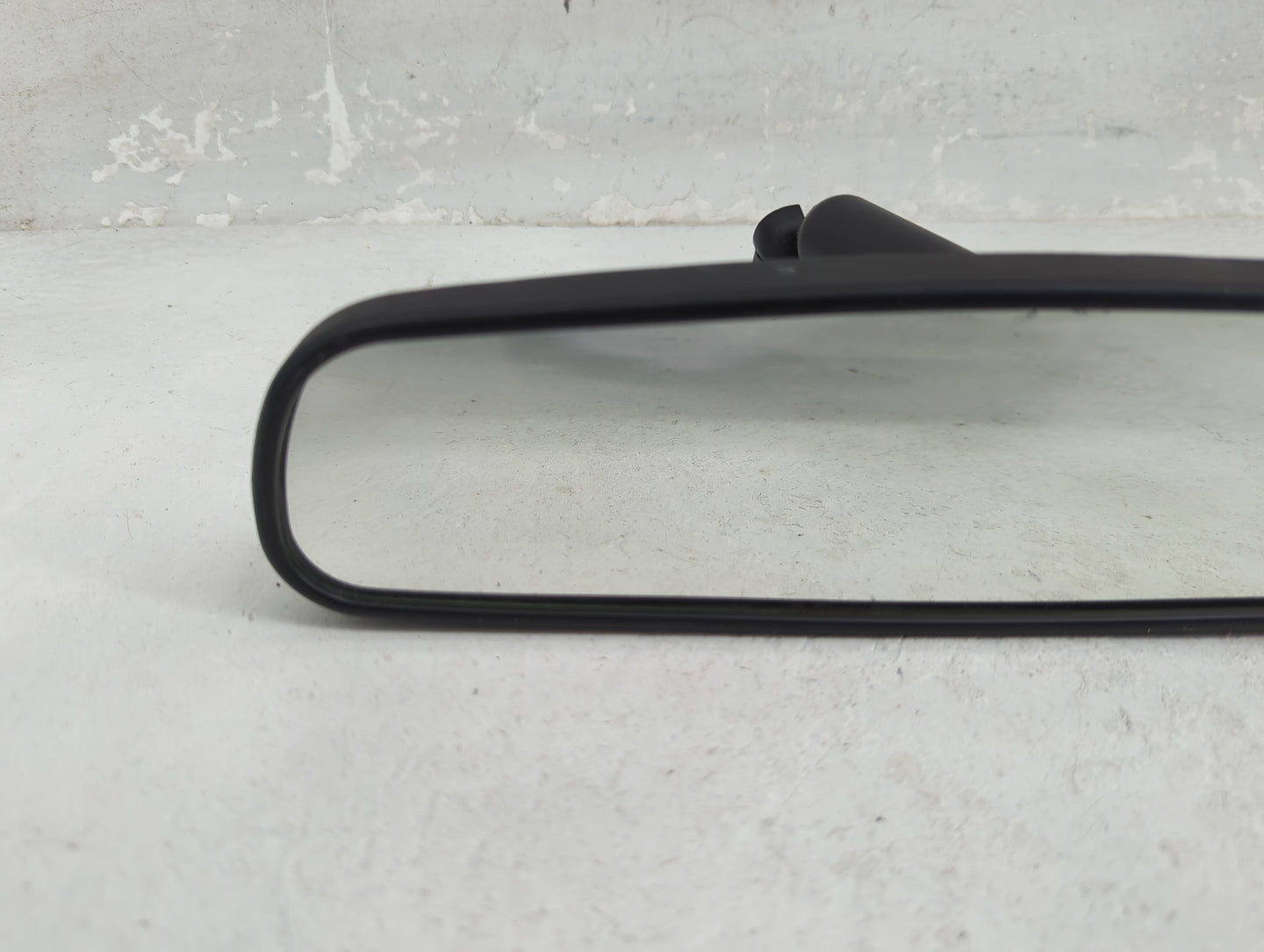 2016-2022 Toyota Rav4 Interior Rear View Mirror Replacement OEM P/N:E11025617 E11015617 Fits OEM Used Auto Parts - Oemusedau