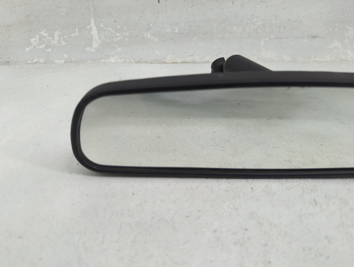 2016-2022 Toyota Rav4 Interior Rear View Mirror Replacement OEM P/N:E11025617 E11015617 Fits OEM Used Auto Parts - Oemusedau