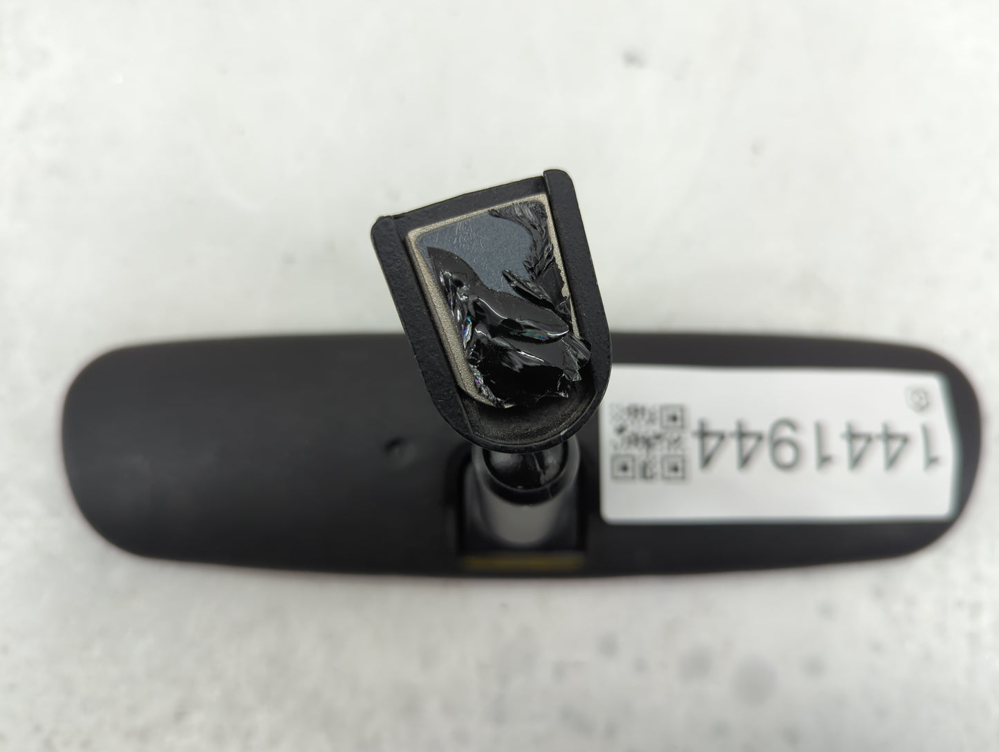 2016-2022 Toyota Rav4 Interior Rear View Mirror Replacement OEM P/N:E11025617 E11015617 Fits OEM Used Auto Parts - Oemusedau