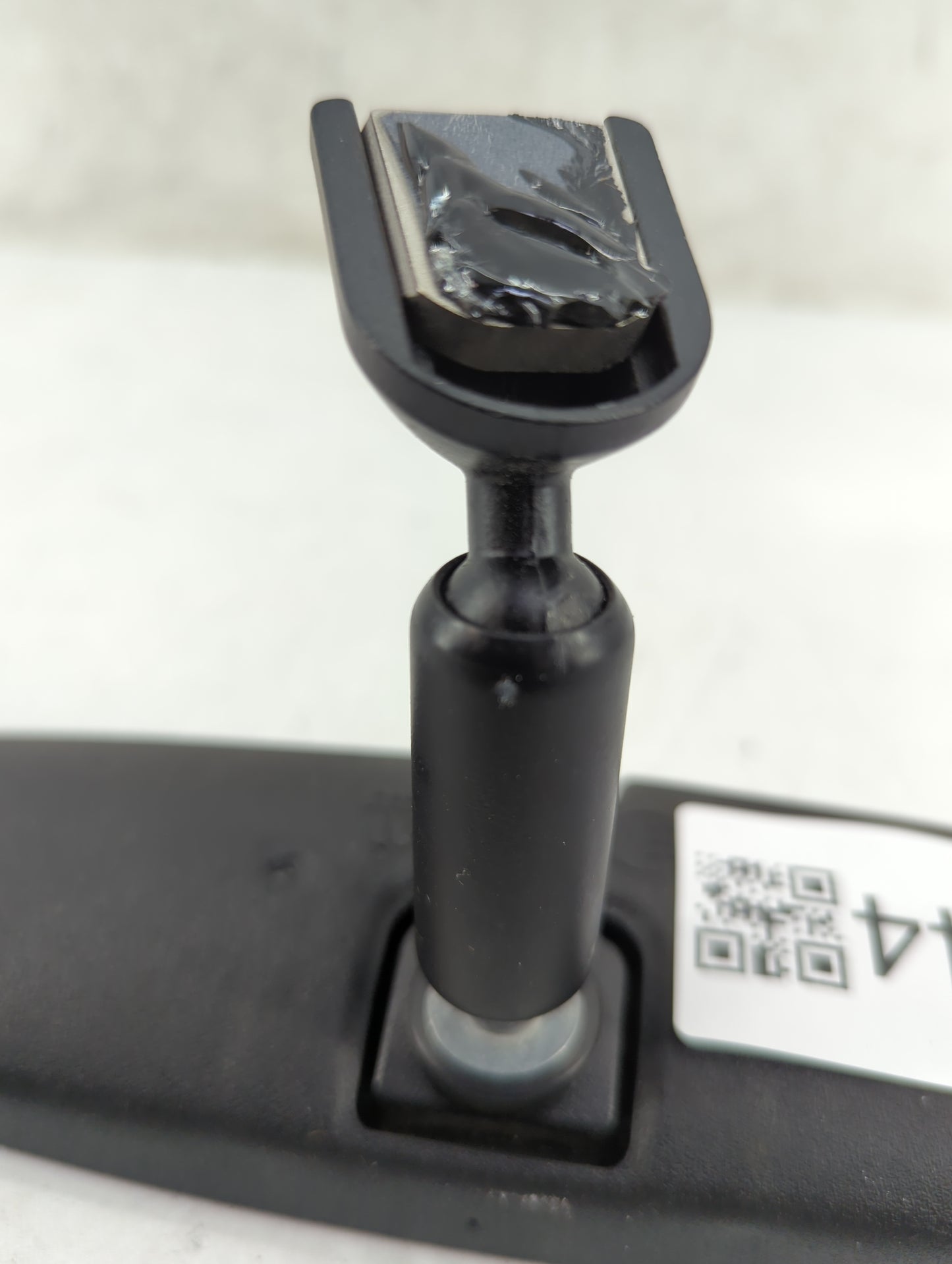 2016-2022 Toyota Rav4 Interior Rear View Mirror Replacement OEM P/N:E11025617 E11015617 Fits OEM Used Auto Parts - Oemusedau