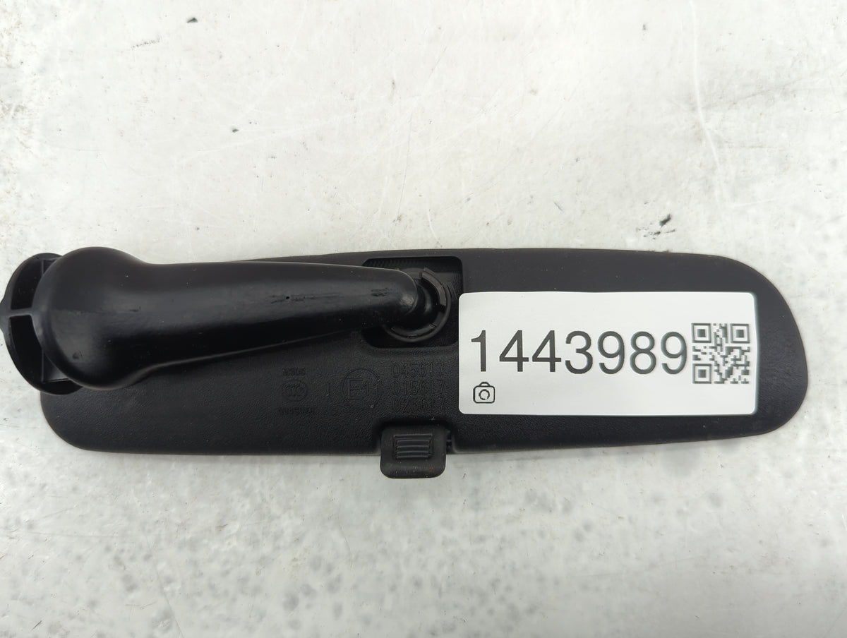 2016-2022 Toyota Rav4 Interior Rear View Mirror Replacement OEM P/N:E11025617 E11015617 Fits OEM Used Auto Parts - Oemusedau