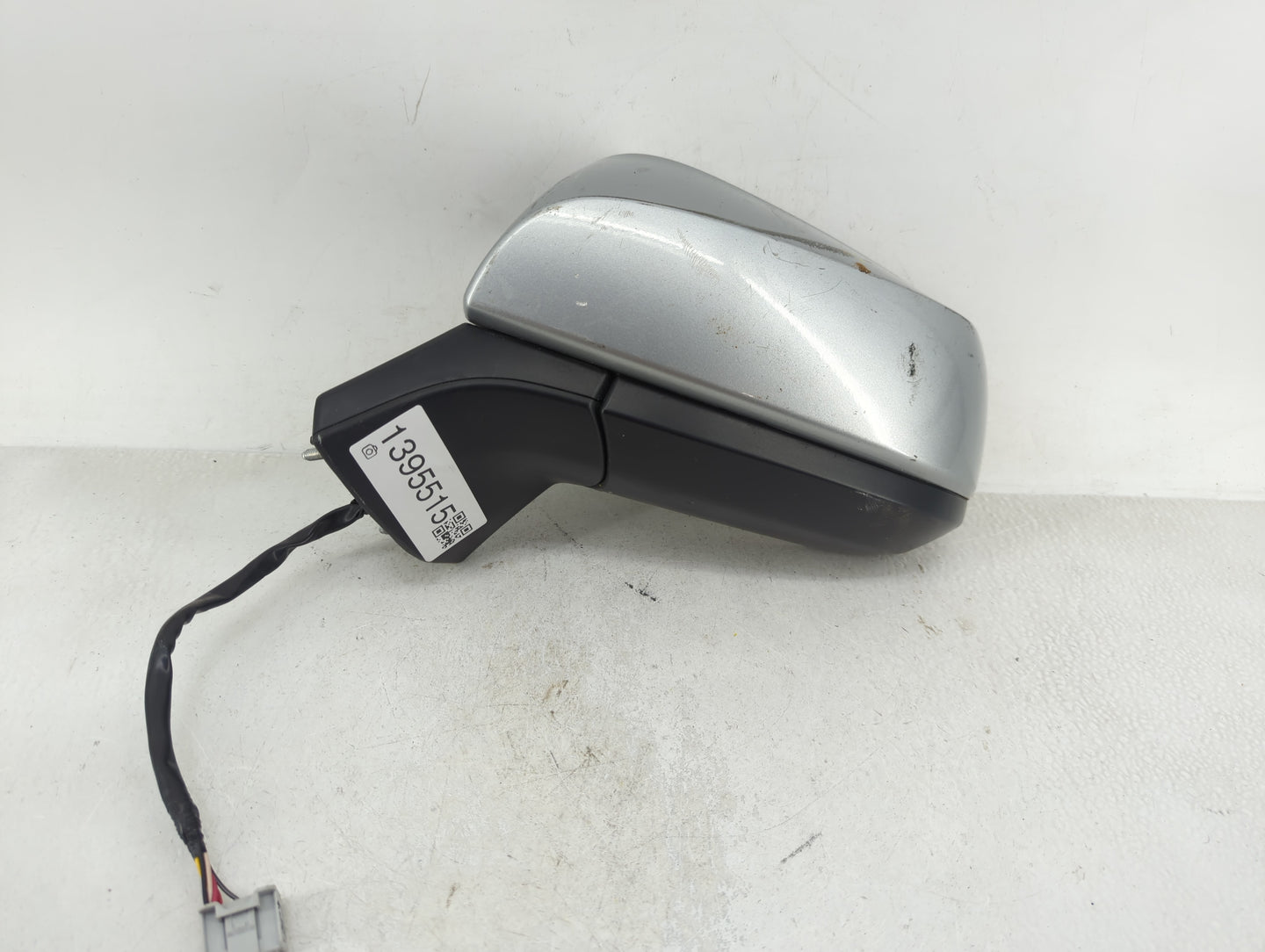 2021-2022 Toyota Sienna Driver Side View Mirror - Left Door Mirror OEM Used - Oemusedautoparts1.com